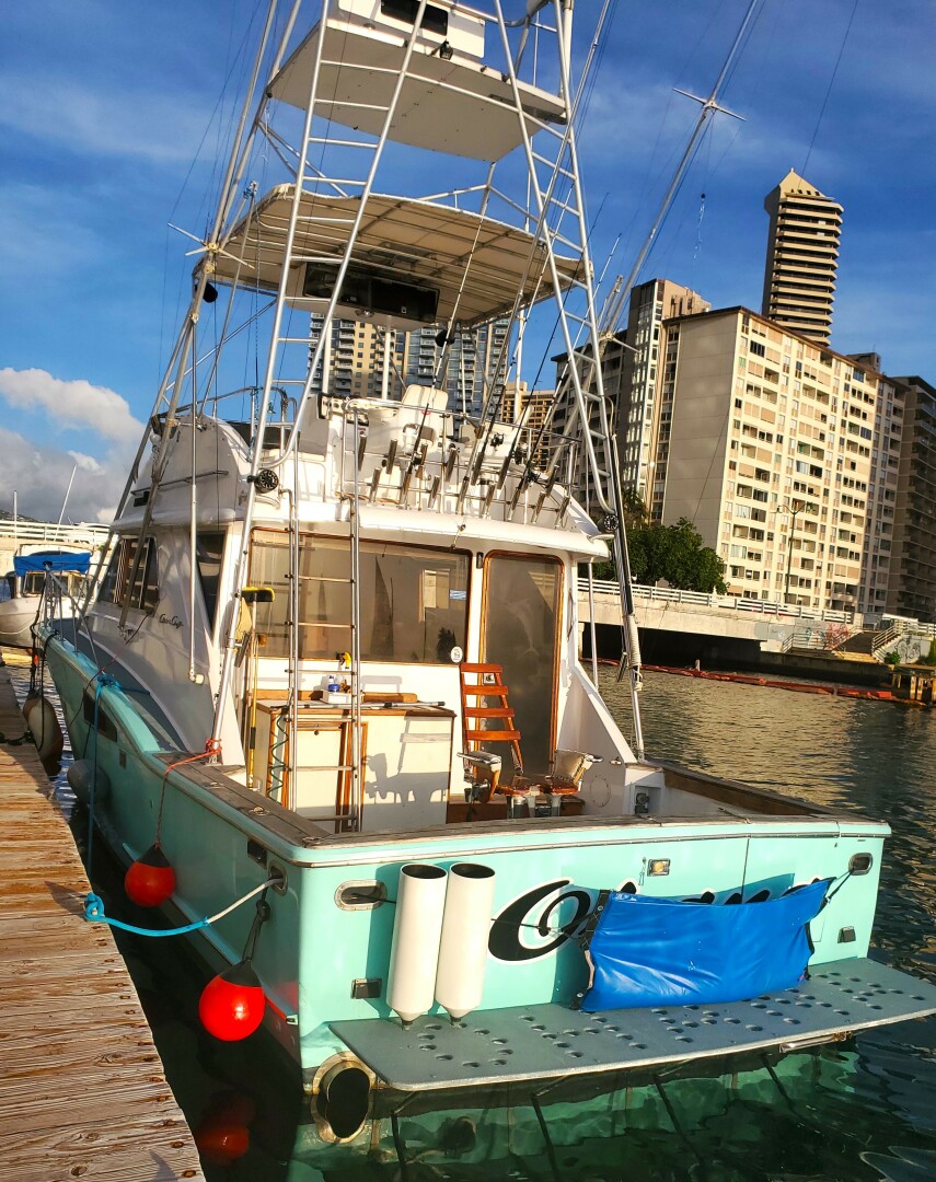 OHANA 42ft Chris Craft Yacht For Sale OHANA 42ft Chris Craft Yacht For Sale