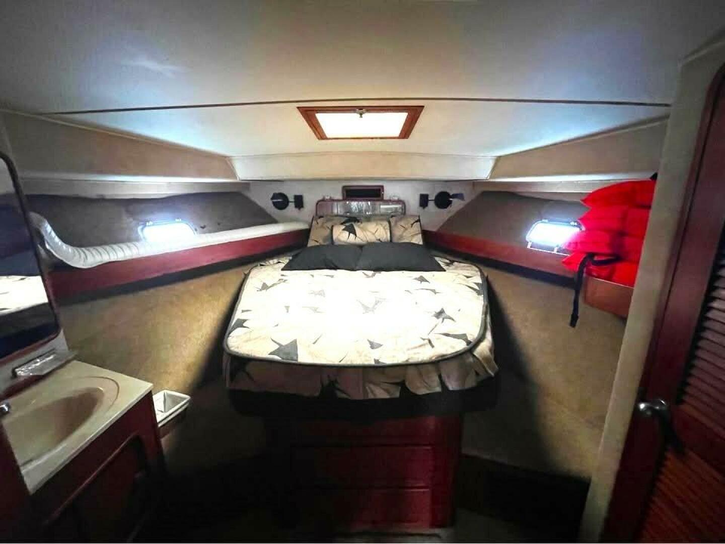 OHANA 42ft Chris Craft Yacht For Sale OHANA 42ft Chris Craft Yacht For Sale