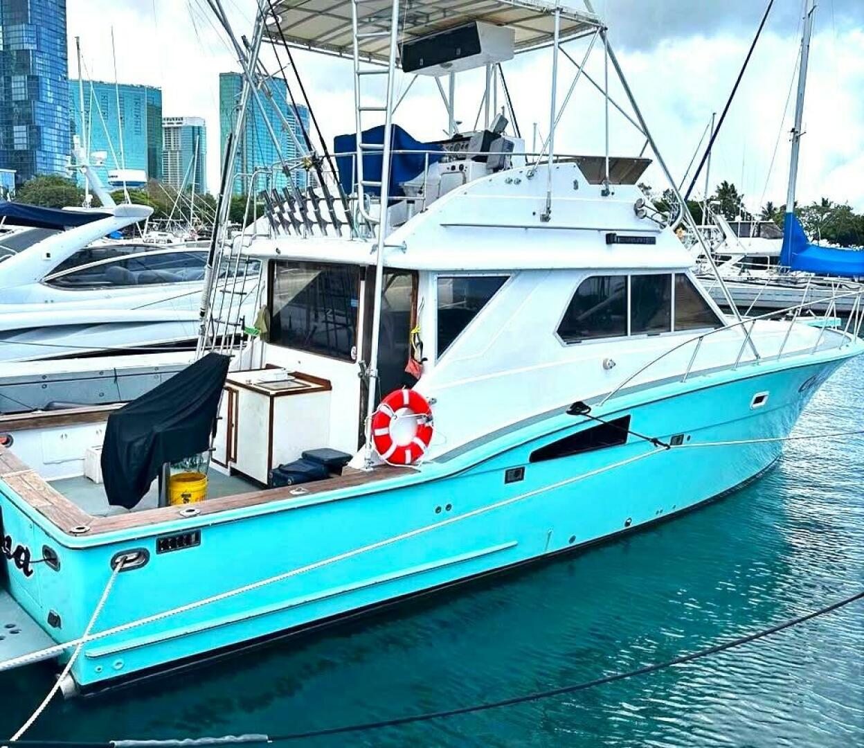 OHANA 42ft Chris Craft Yacht For Sale OHANA 42ft Chris Craft Yacht For Sale