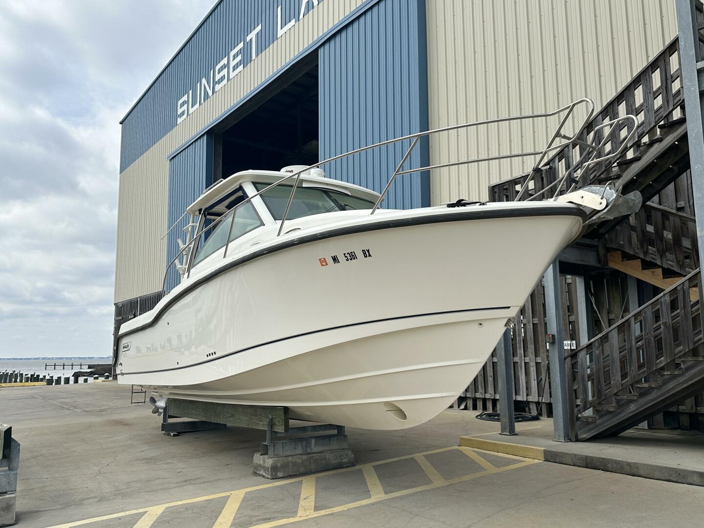 31ft Boston Whaler Yacht For Sale