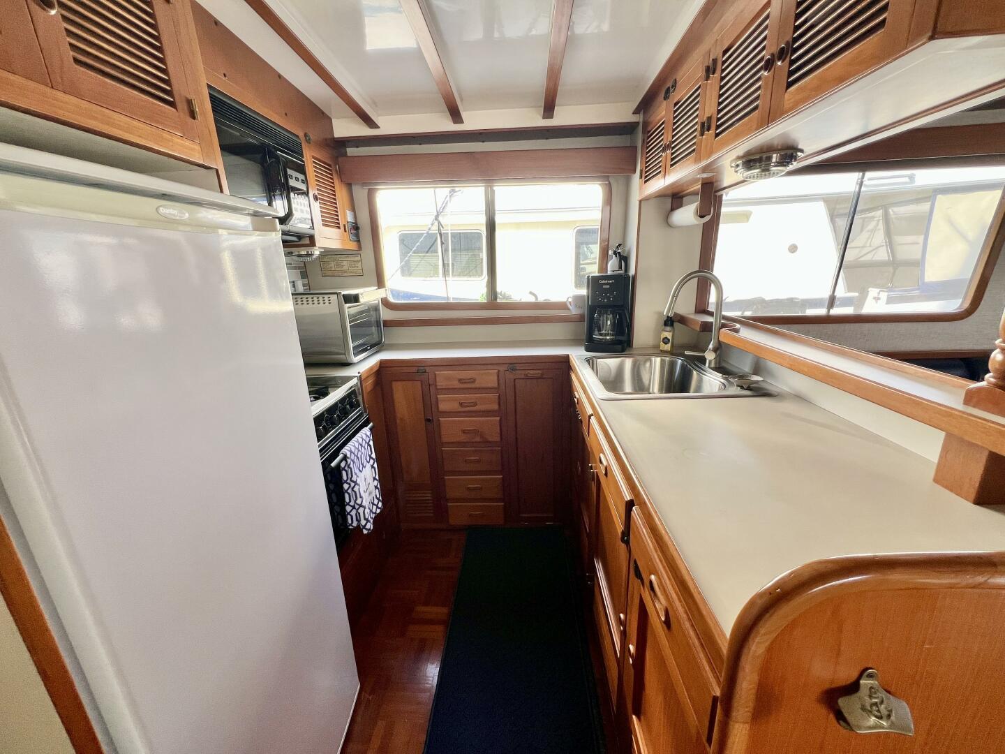 Sue Sea Q 48ft Kadey Krogen Yacht For Sale Sue Sea Q 48ft Kadey Krogen Yacht For Sale