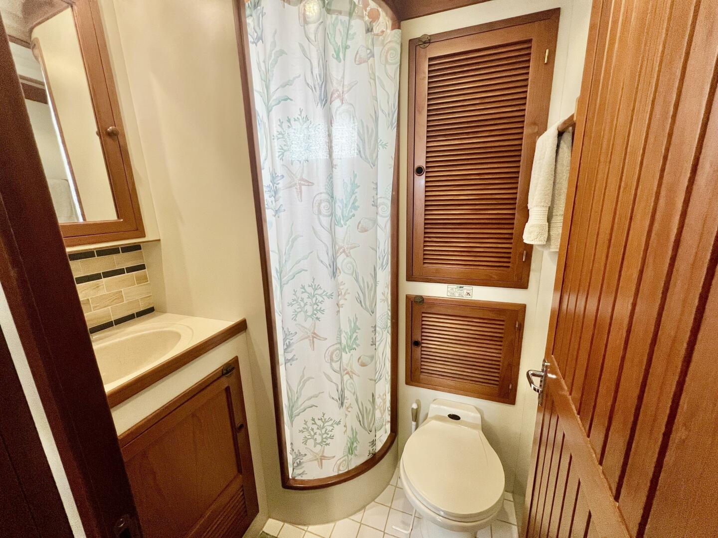 Sue Sea Q 48ft Kadey Krogen Yacht For Sale Sue Sea Q 48ft Kadey Krogen Yacht For Sale