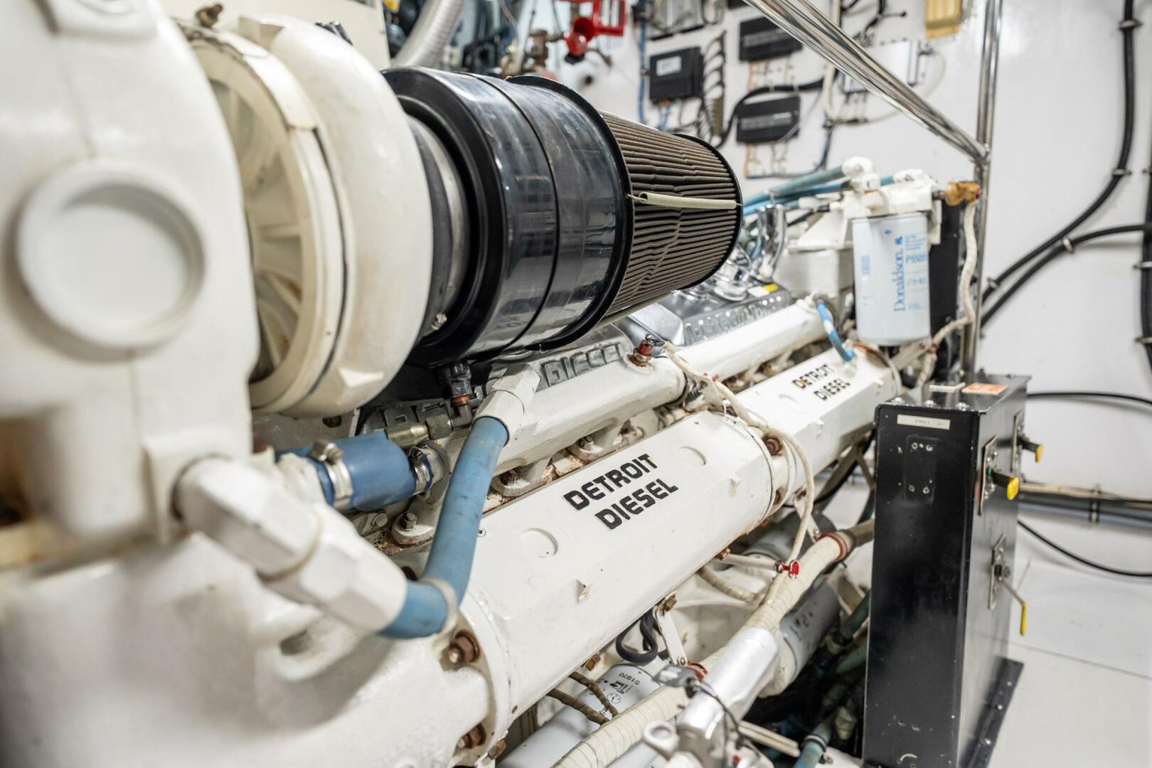 HATT S OFF 74ft Hatteras Yacht For Sale