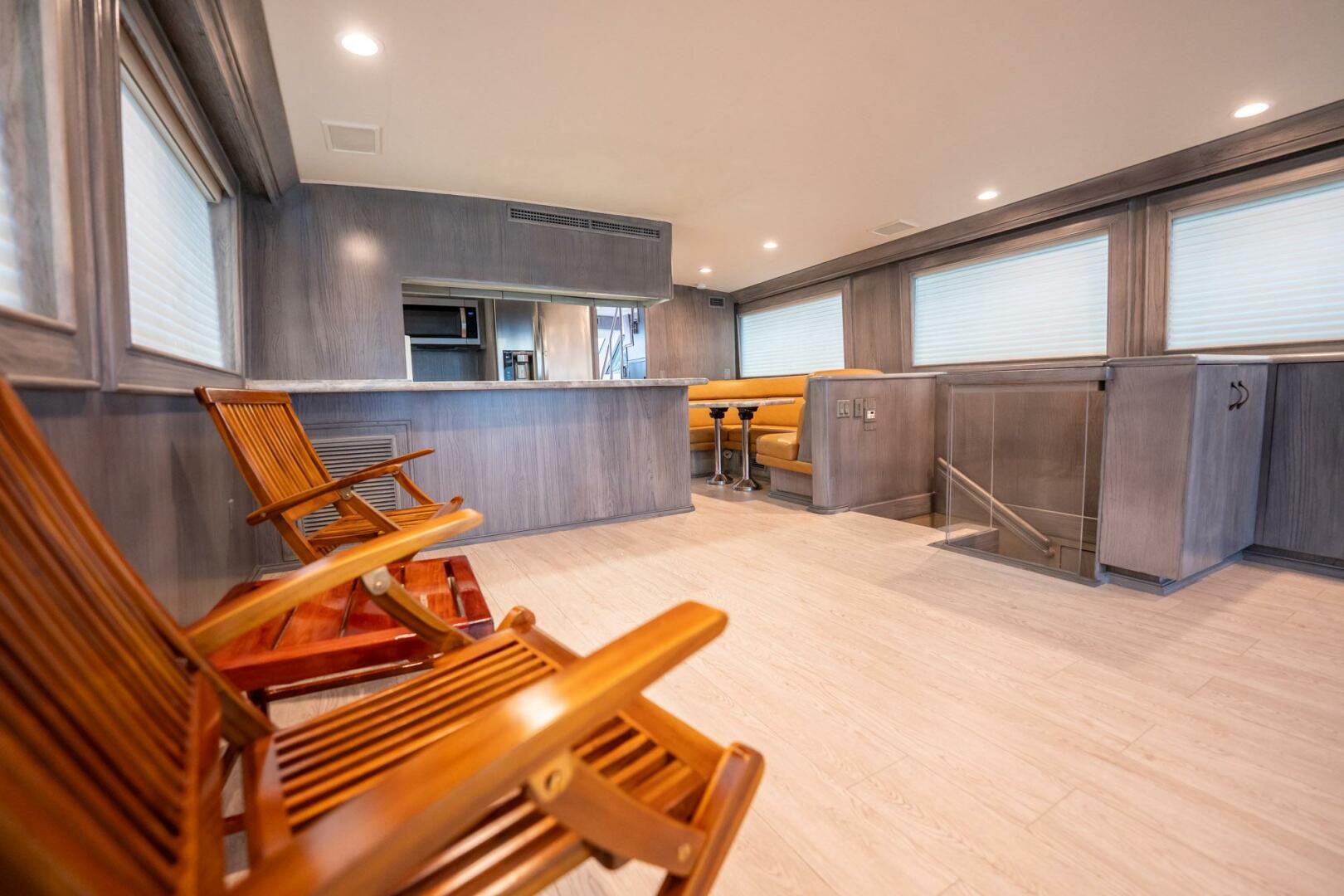 HATT S OFF 74ft Hatteras Yacht For Sale