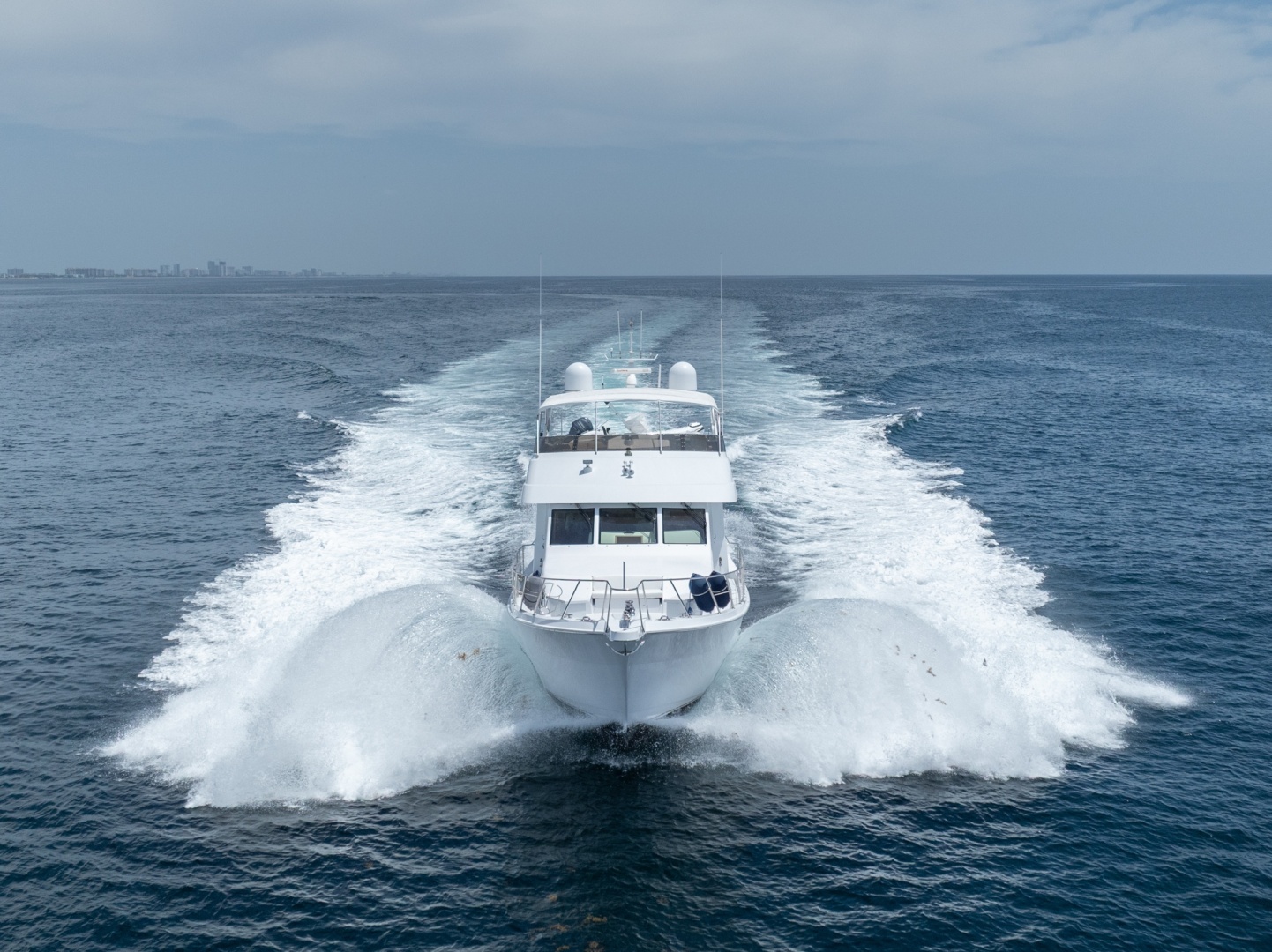 Hatteras 75 Sport Deck — Island Dancer - Photo 15