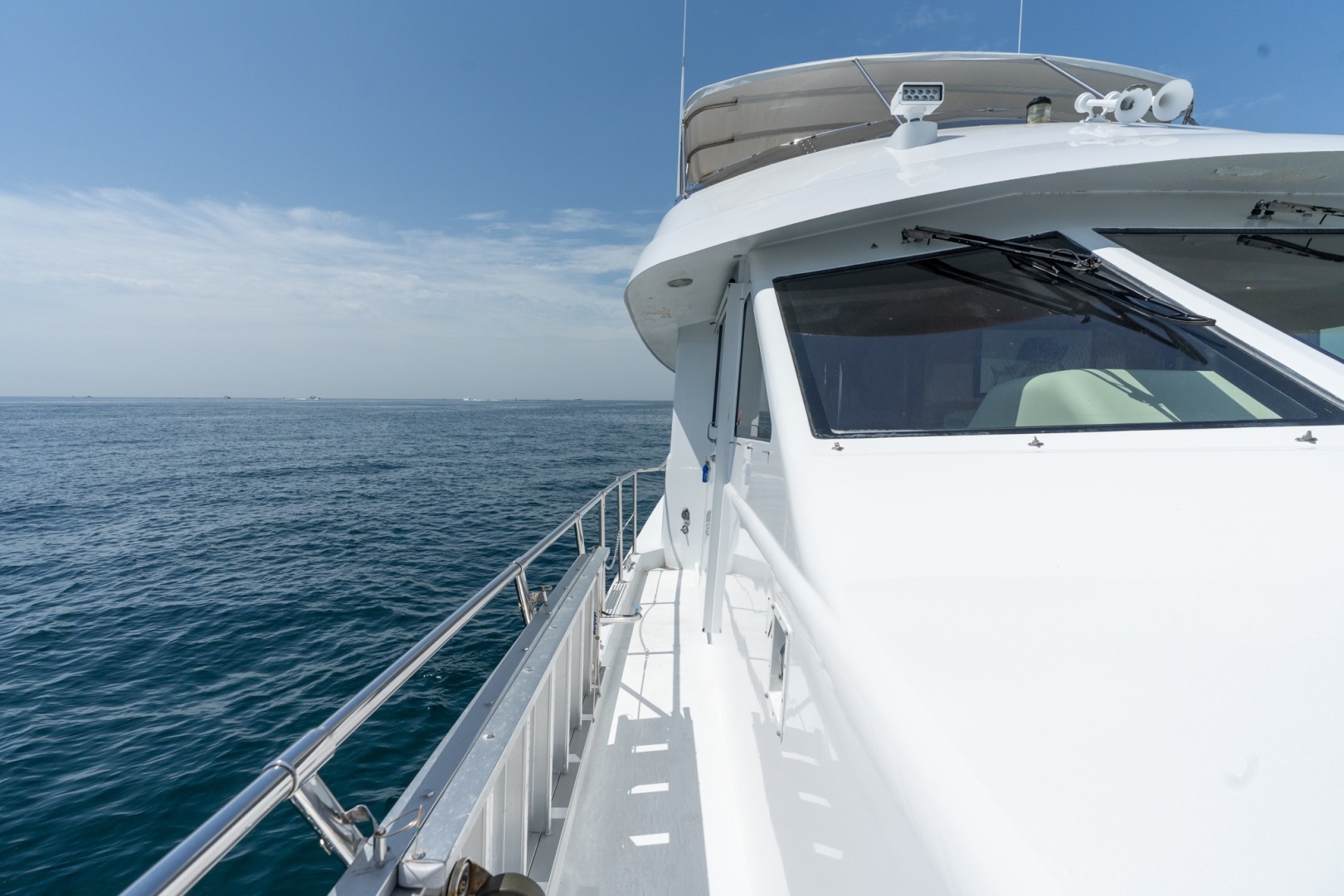 Hatteras 75 Sport Deck — Island Dancer - Photo 20