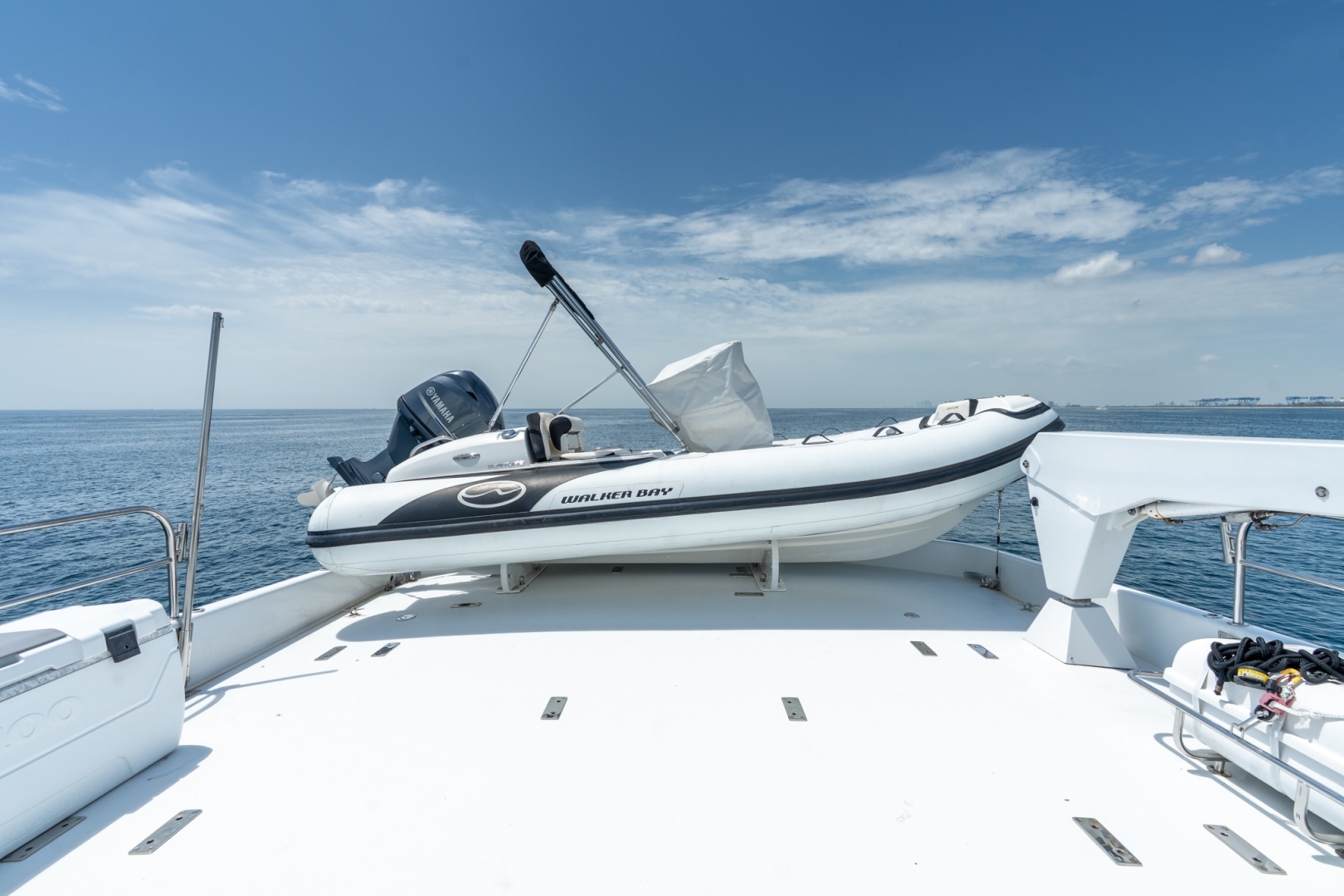 Hatteras 75 Sport Deck — Island Dancer - Photo 30