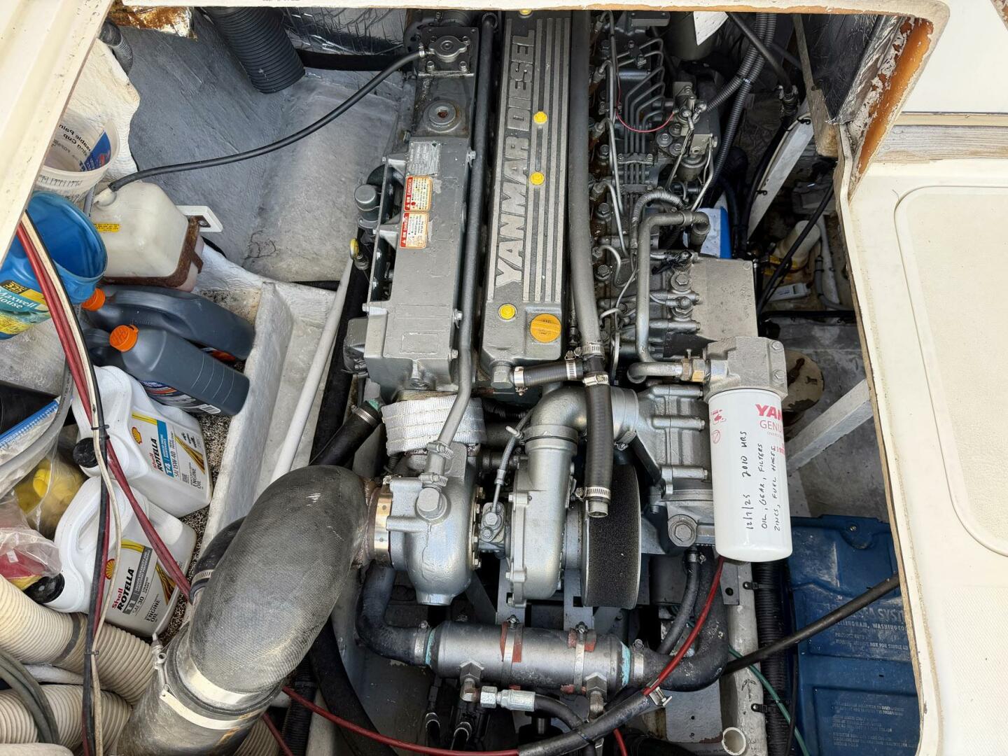 SINE QUA NON 33ft Bertram Yacht For Sale