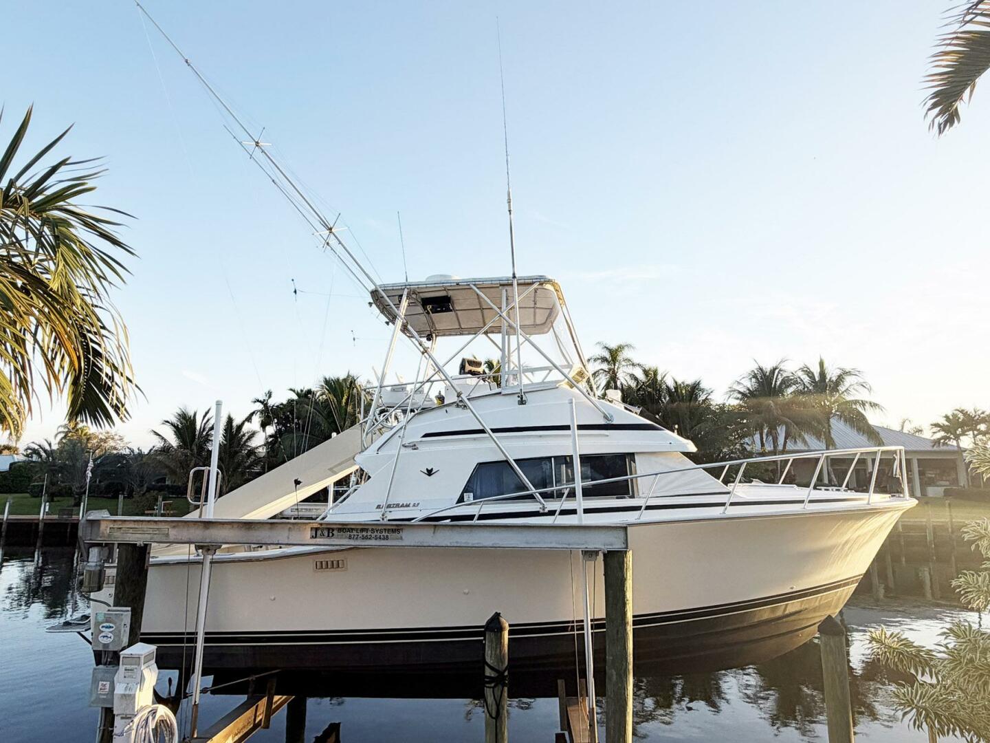 SINE QUA NON 33ft Bertram Yacht For Sale