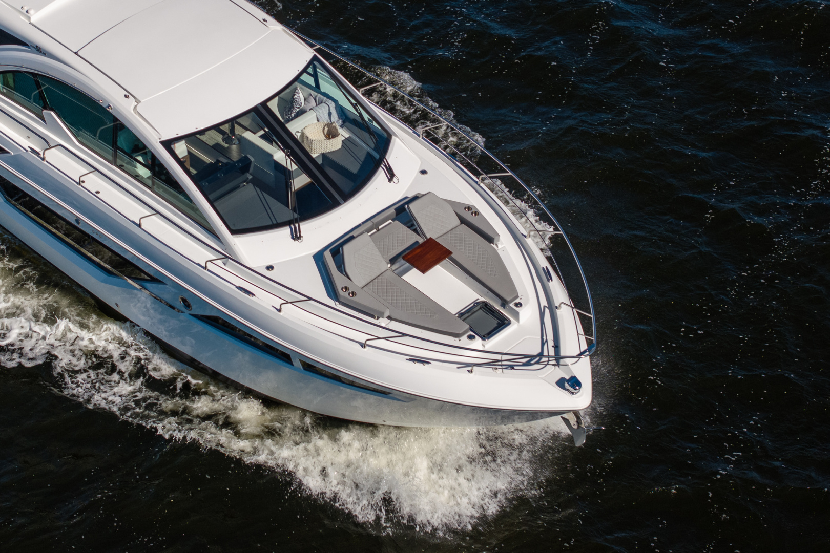 Cruisers Yachts 50 CANTIUS - Photo 4