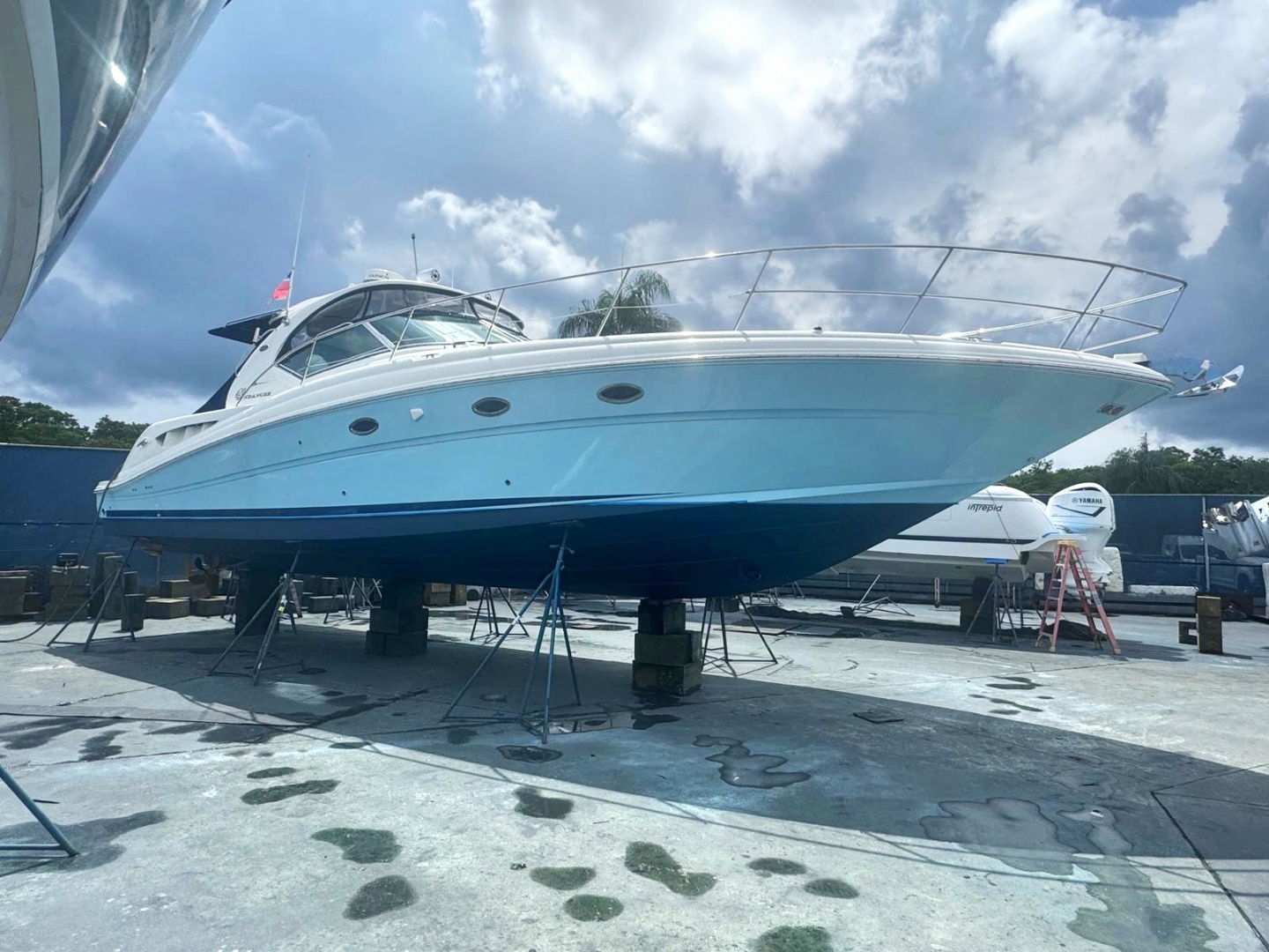 2005 Sea Ray Sundancer
