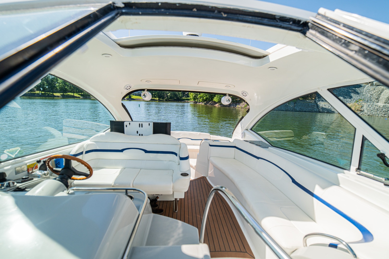 Pilot s Discretion II 45ft Formula Yacht For Sale Pilot s Discretion II 45ft Formula Yacht For Sale