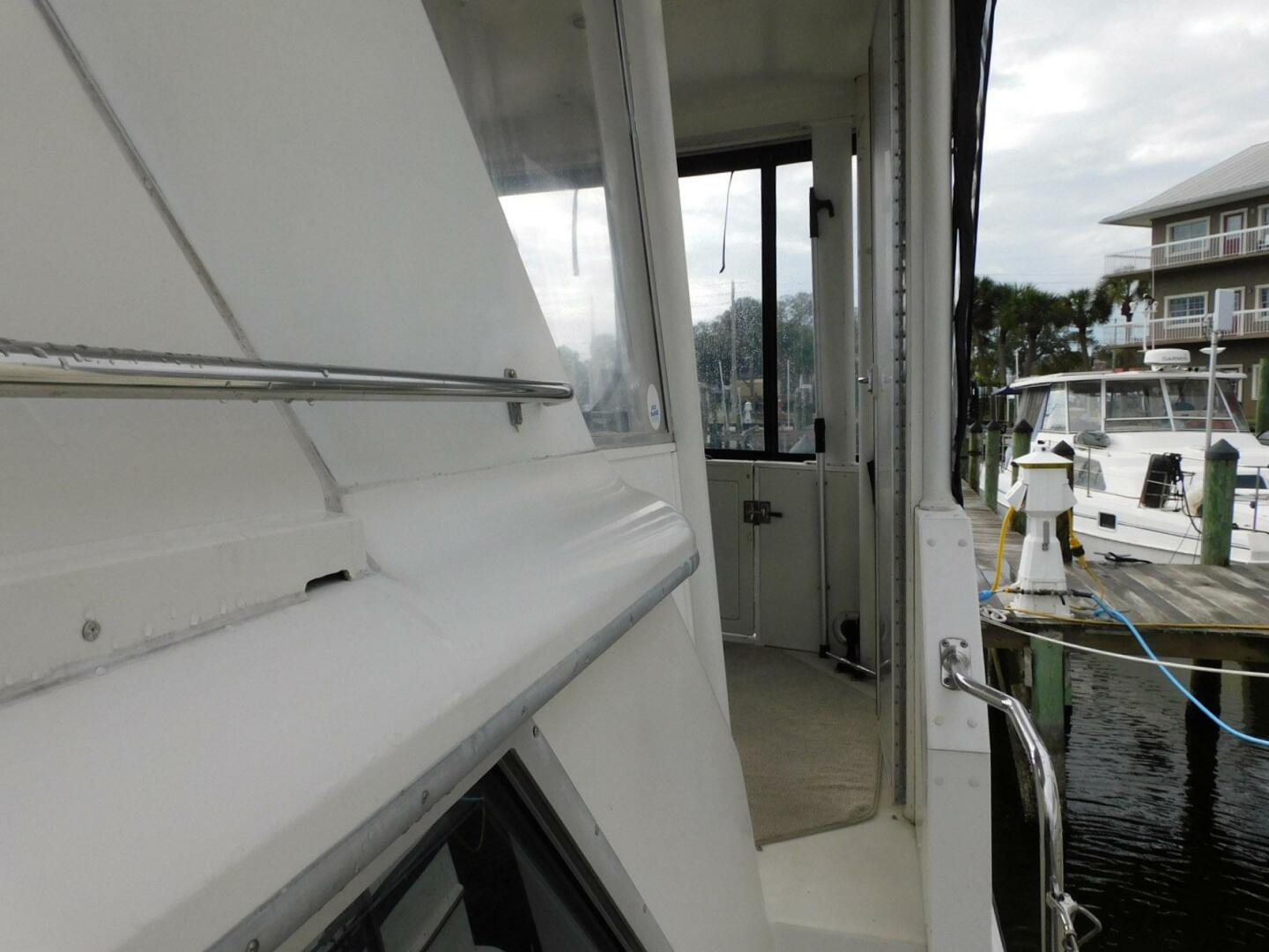 La Vida 44ft Carver Yacht For Sale La Vida 44ft Carver Yacht For Sale