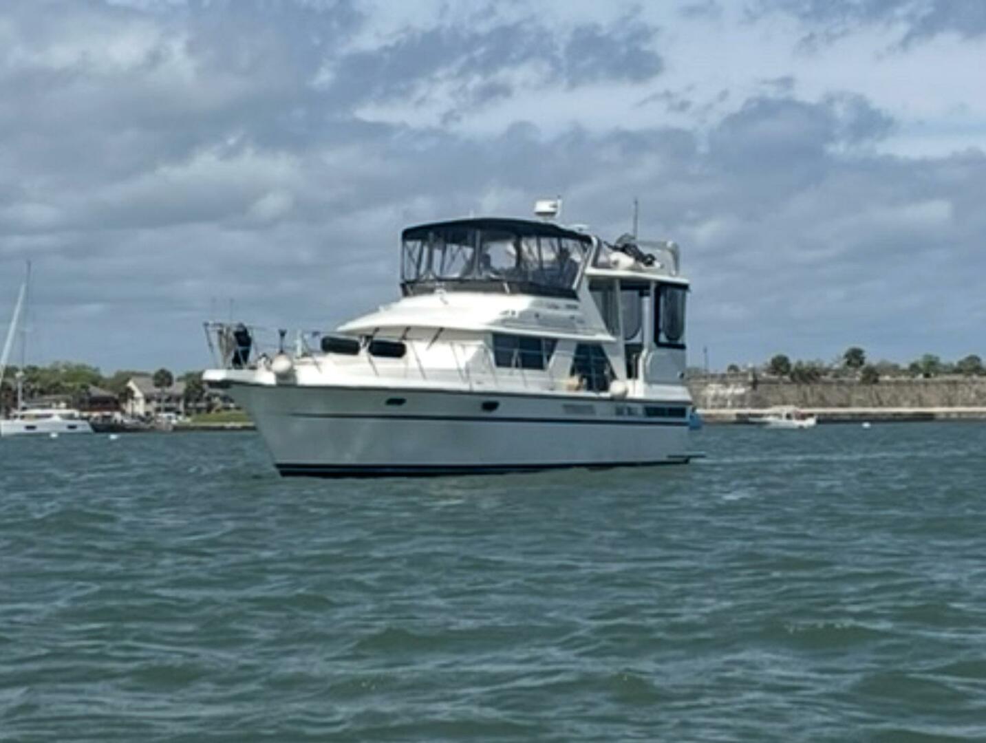 La Vida 44ft Carver Yacht For Sale La Vida 44ft Carver Yacht For Sale