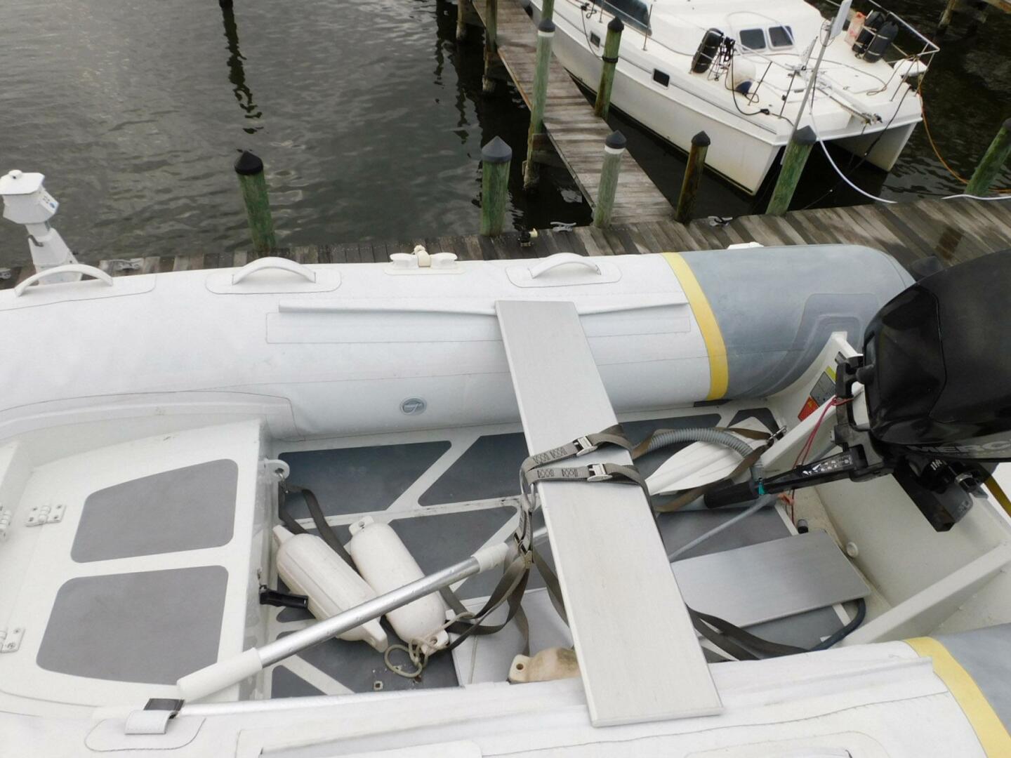 La Vida 44ft Carver Yacht For Sale La Vida 44ft Carver Yacht For Sale