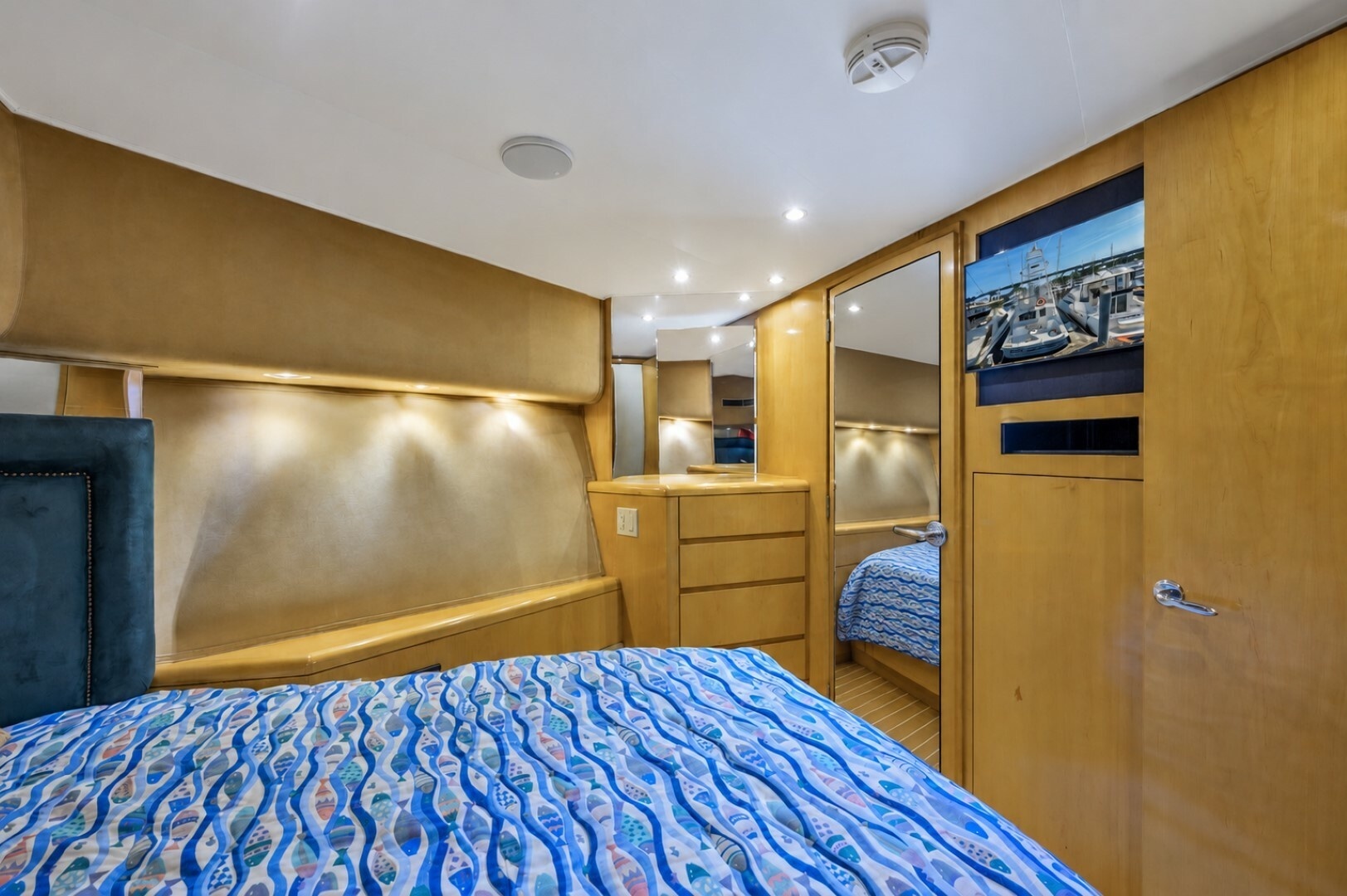 Good Medicine 55ft Hatteras Yacht For Sale Good Medicine 55ft Hatteras Yacht For Sale