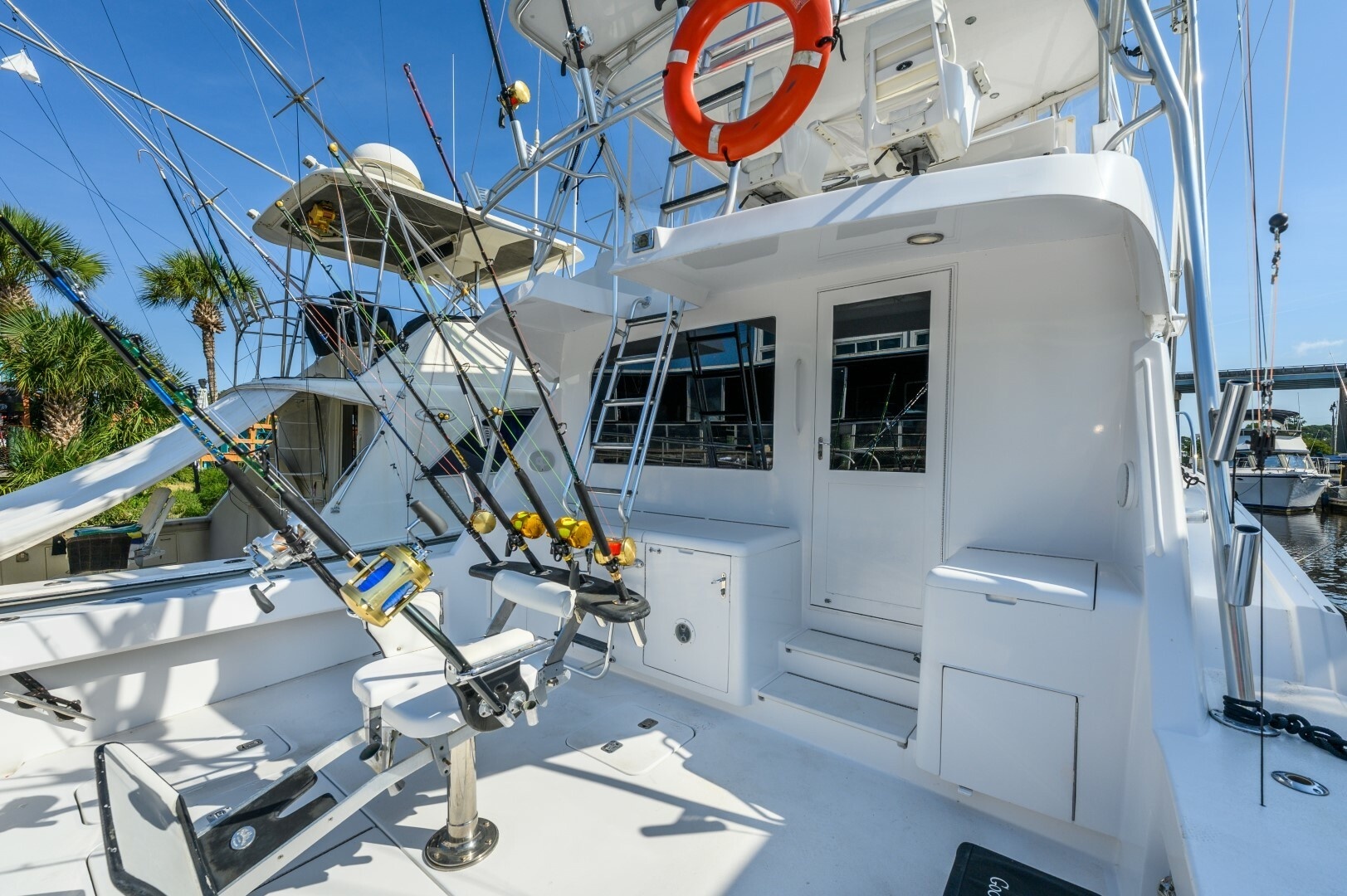 Good Medicine 55ft Hatteras Yacht For Sale Good Medicine 55ft Hatteras Yacht For Sale