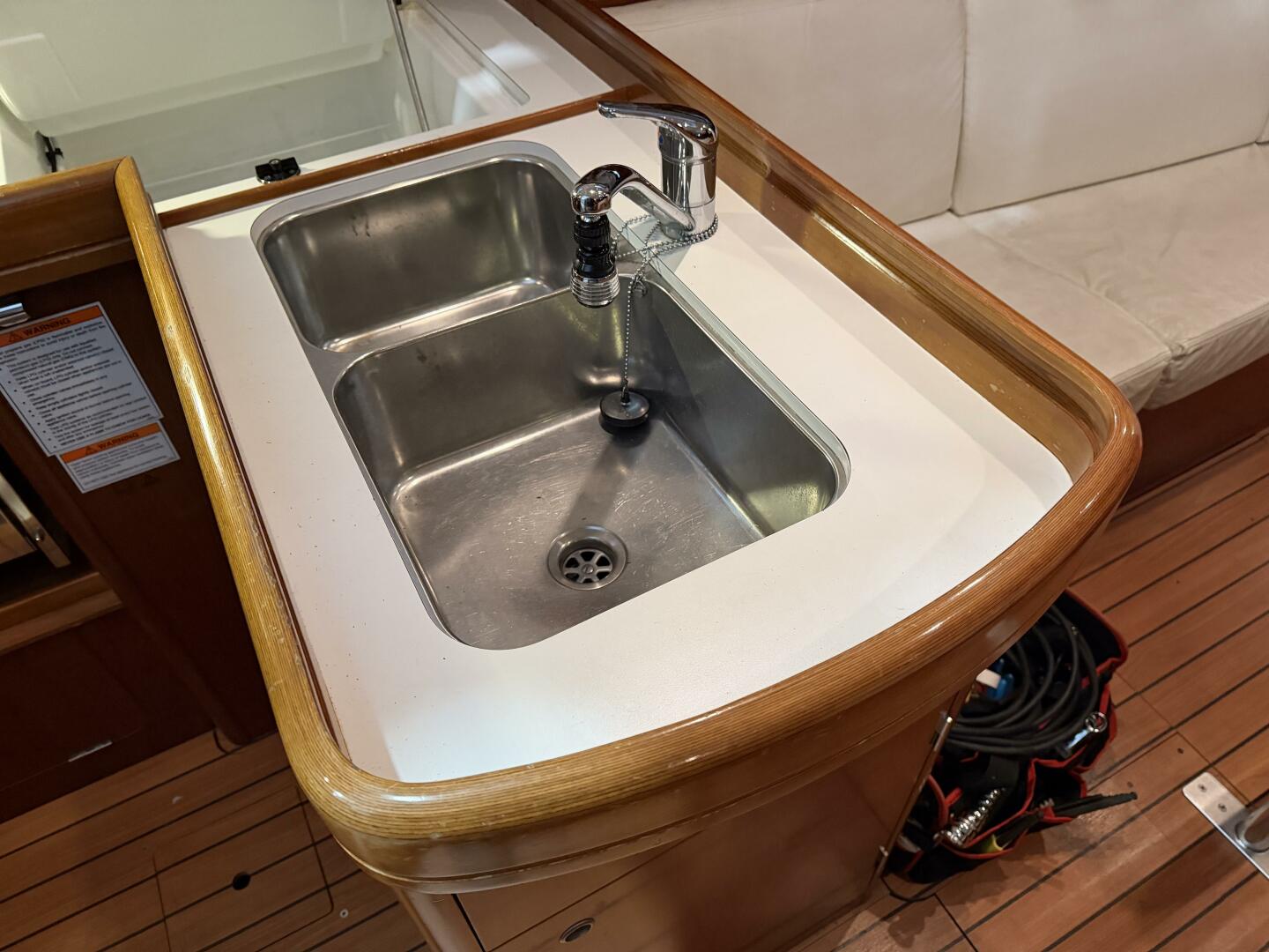 36ft Beneteau Yacht For Sale