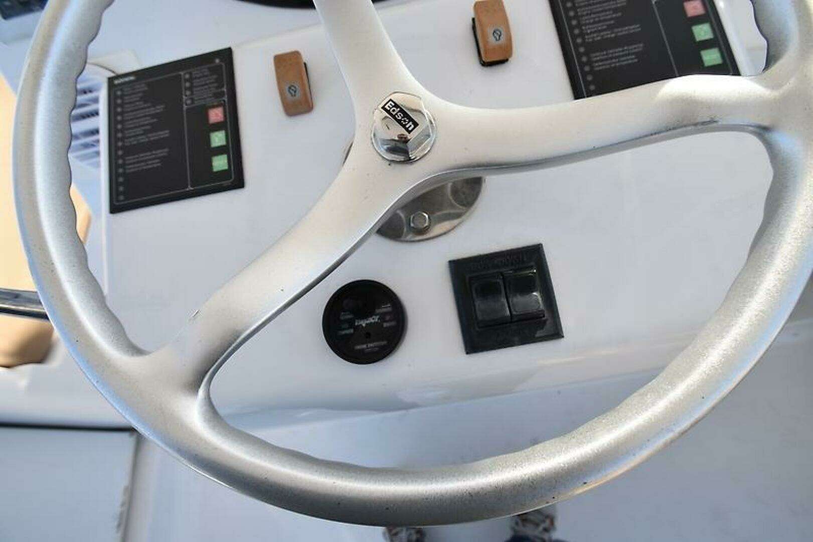 Ocean Yachts 52 SUPER SPORT Yacht For Sale