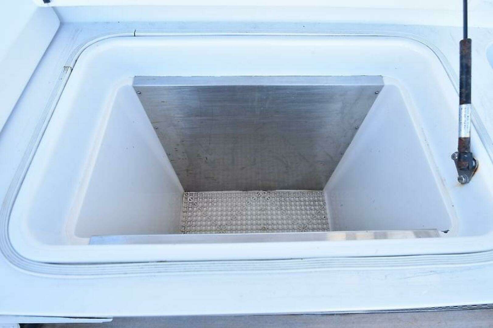 Ocean Yachts 52 SUPER SPORT Yacht For Sale