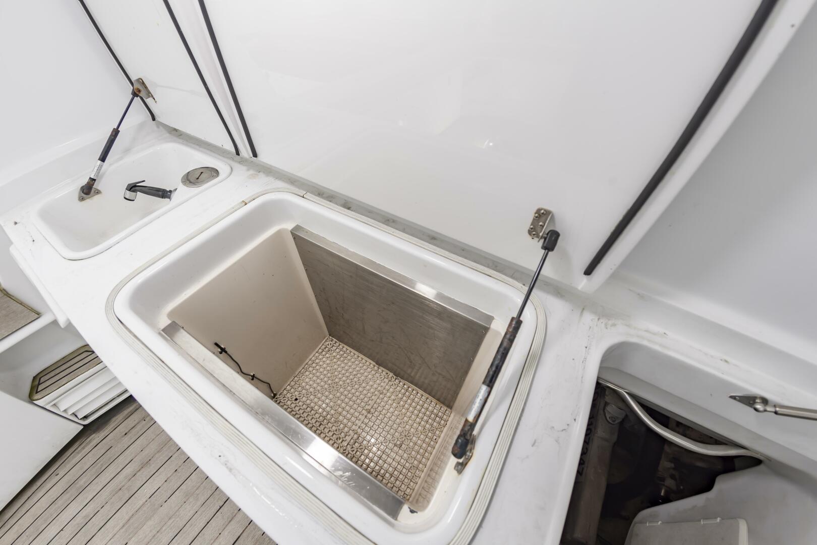 Liberty Risk 52ft Ocean Yachts Yacht For Sale