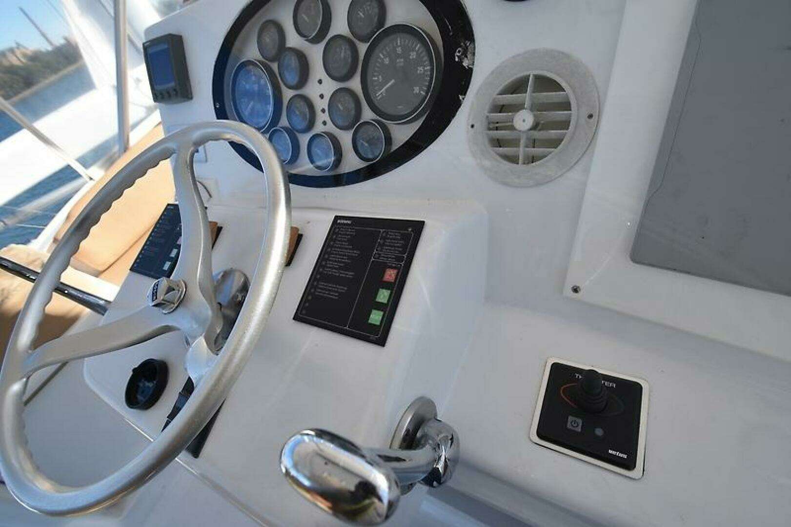 Ocean Yachts 52 SUPER SPORT Yacht For Sale