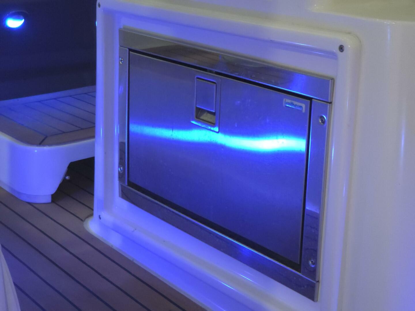 39ft Cruisers Yachts Yacht For Sale