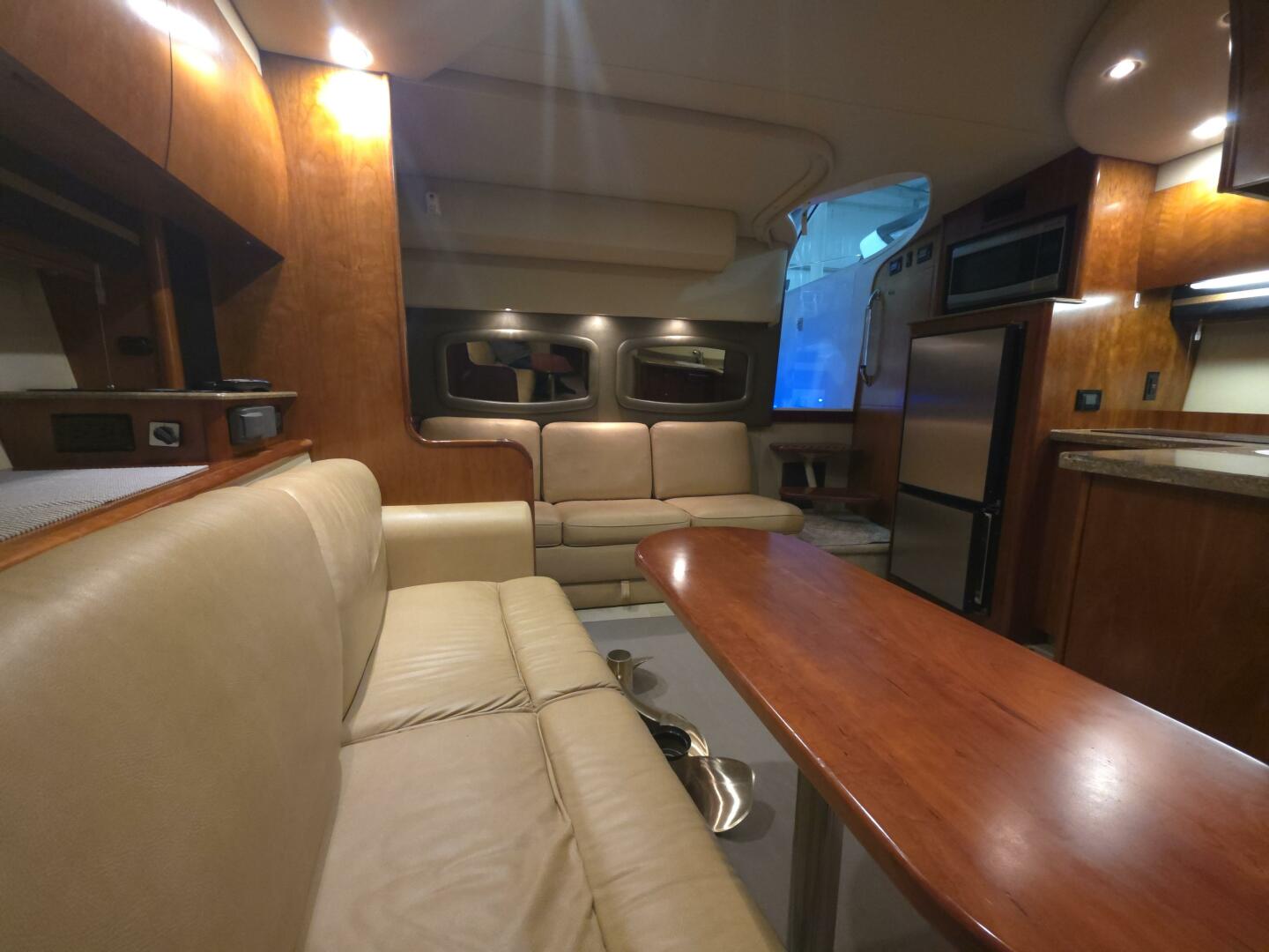 39ft Cruisers Yachts Yacht For Sale