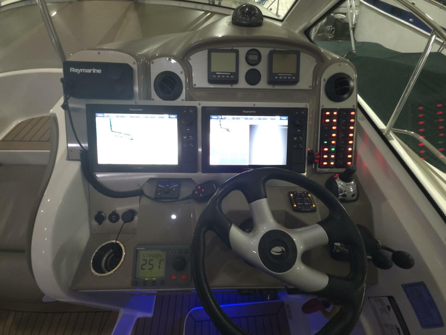 39ft Cruisers Yachts Yacht For Sale