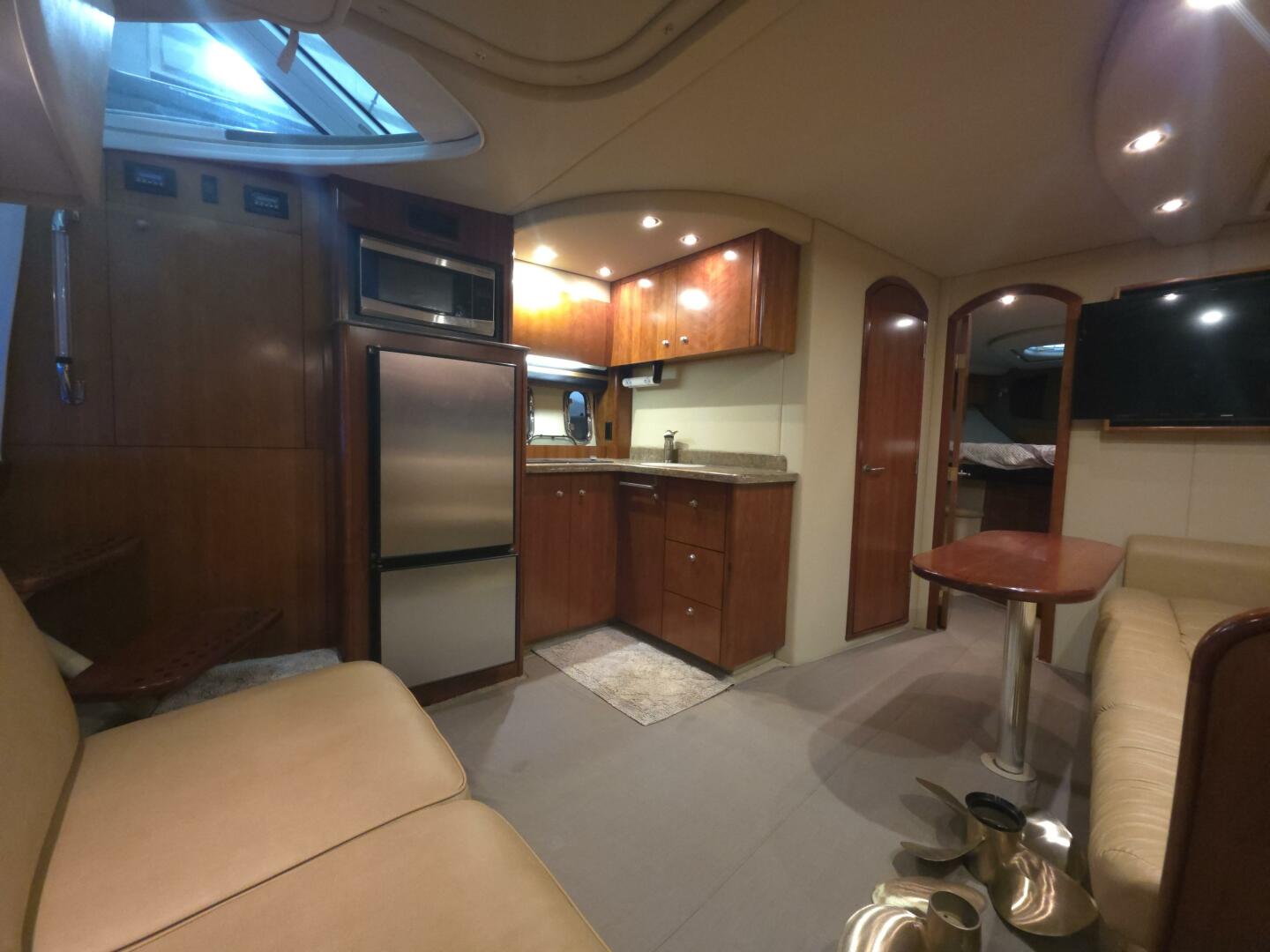 39ft Cruisers Yachts Yacht For Sale