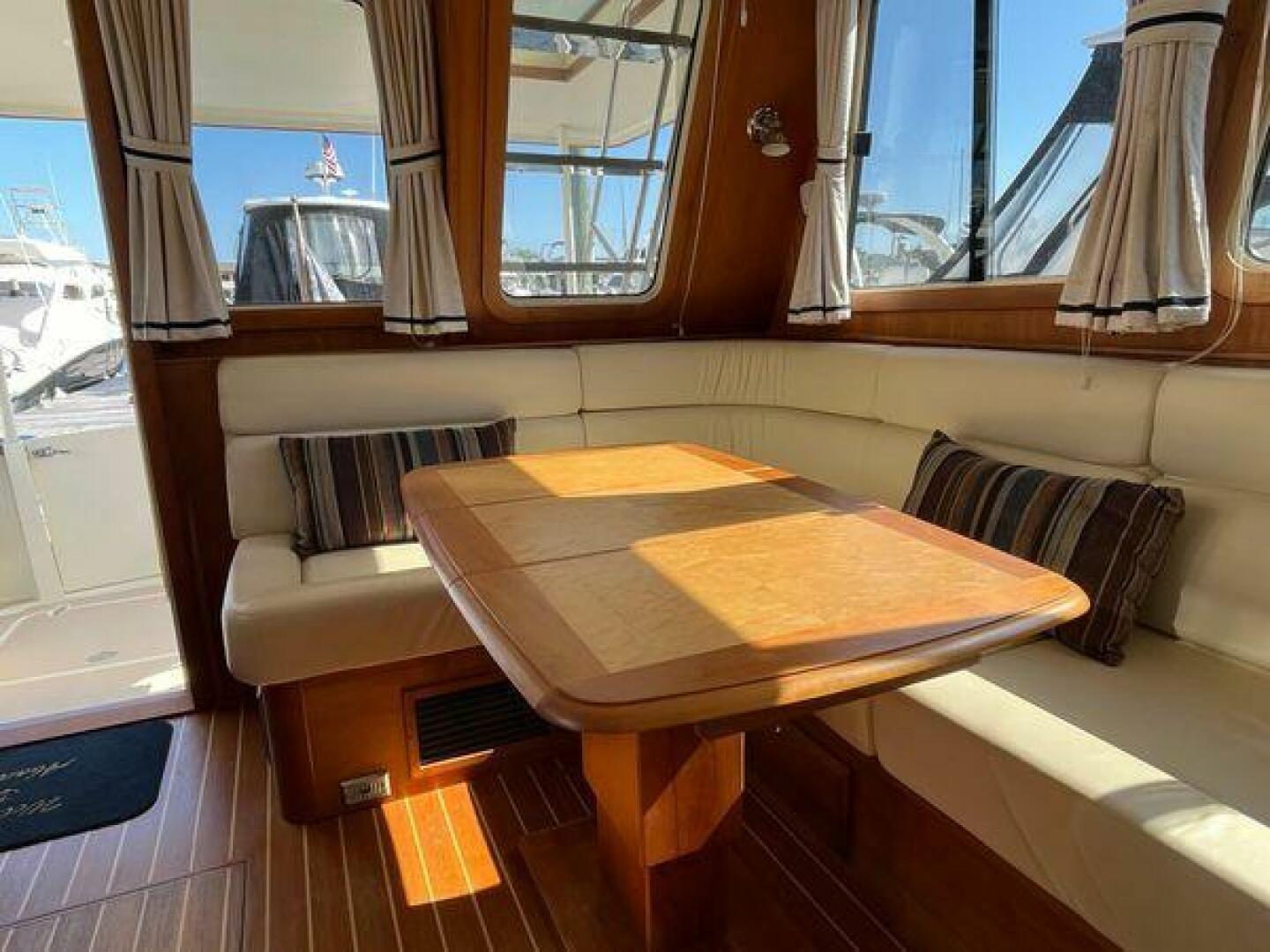 Glass Machine 36ft Sabreline Yacht For Sale