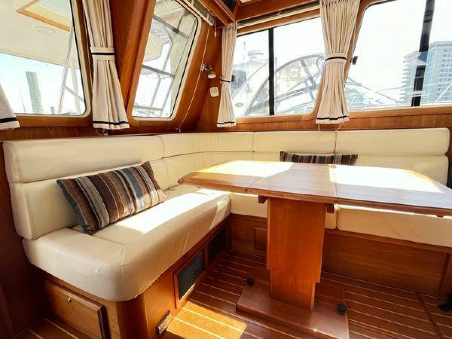 Glass Machine 36ft Sabreline Yacht For Sale