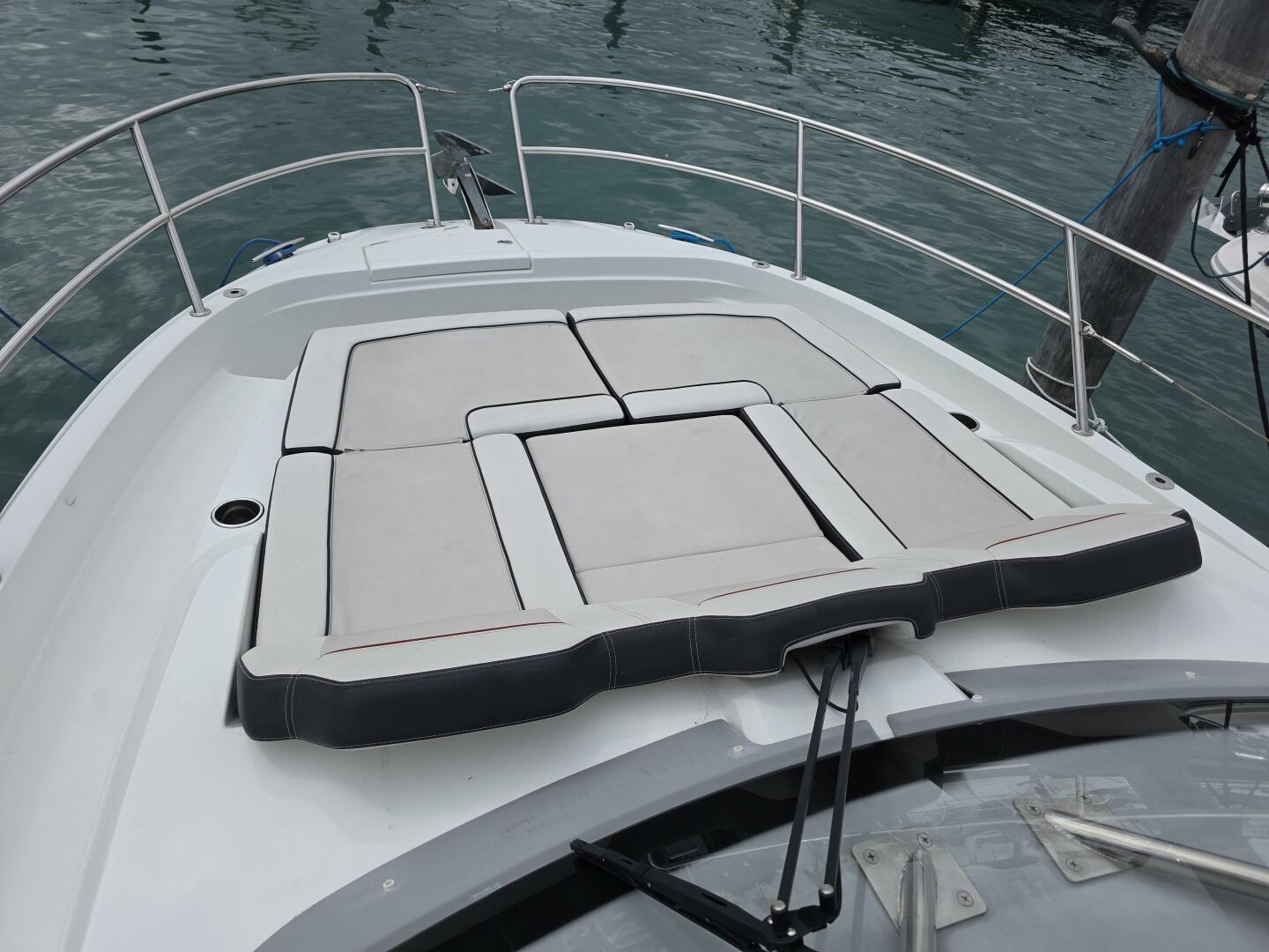 35ft Jeanneau Yacht For Sale 35ft Jeanneau Yacht For Sale