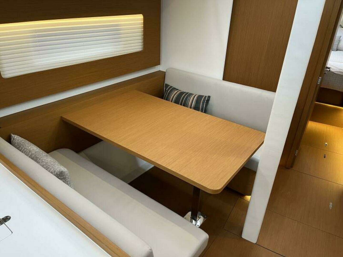 DEMO SPECIAL  44ft Beneteau Yacht For Sale