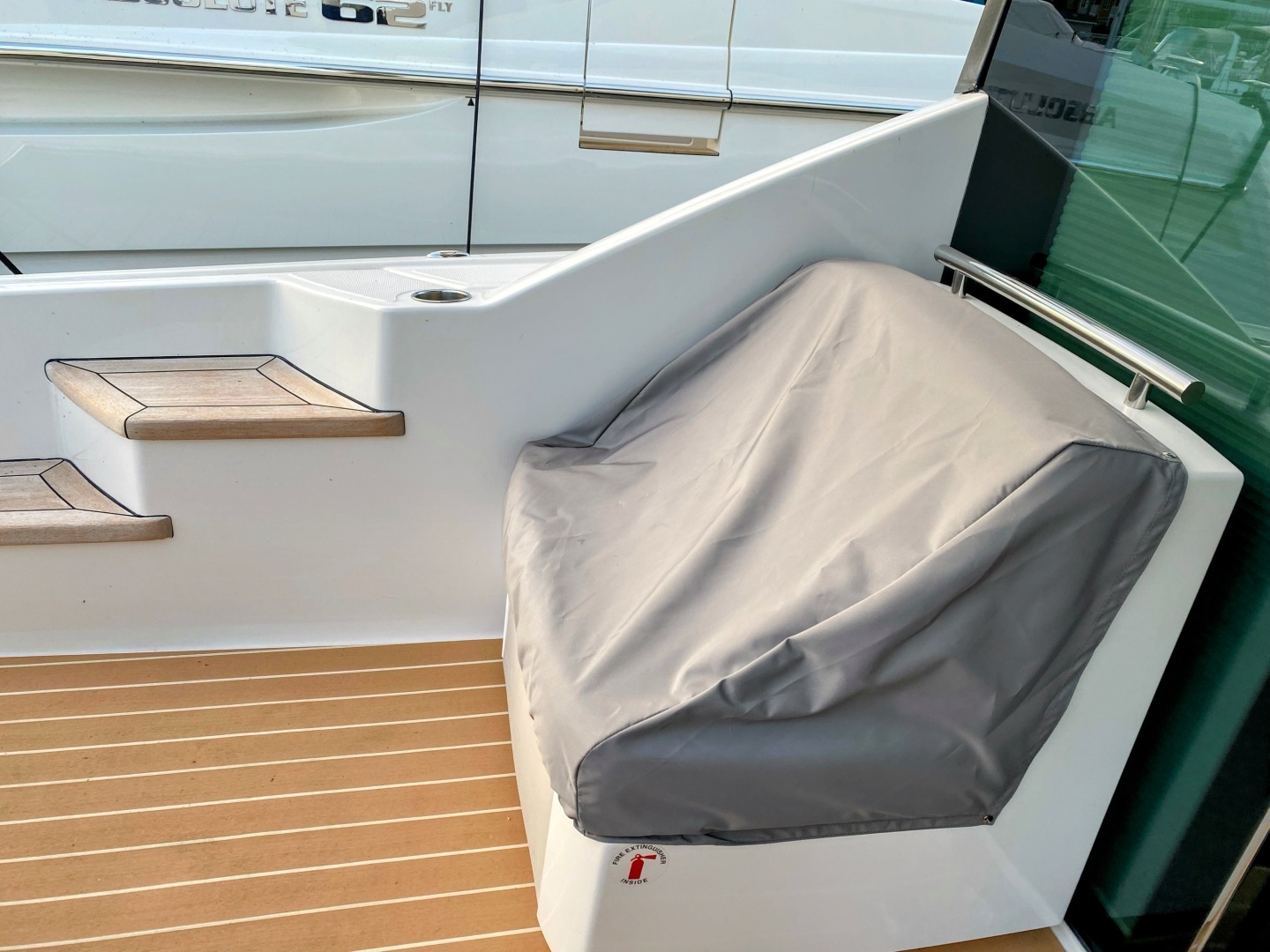 Tiara Yachts 50 Coupe Yacht For Sale