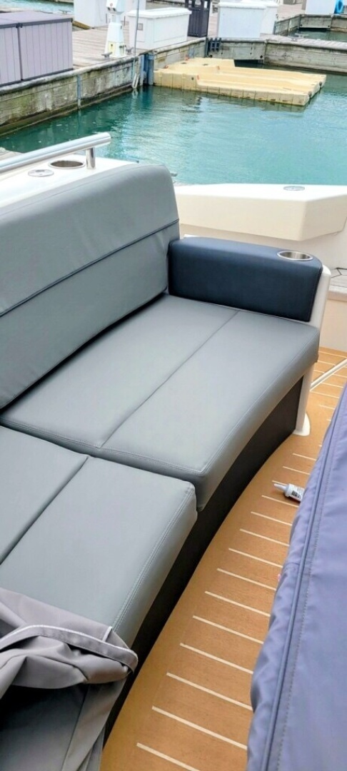Tiara Yachts 50 Coupe Yacht For Sale