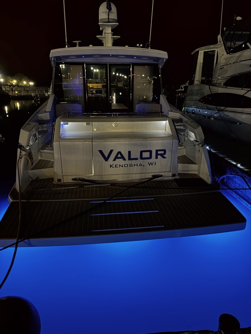 Tiara Yachts 50 Coupe Yacht For Sale