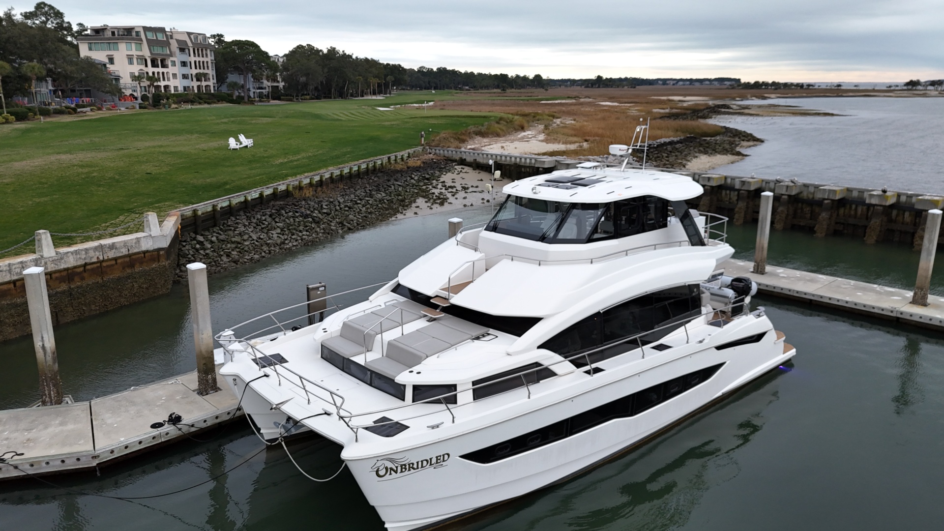 54ft Aquila Yacht For Sale