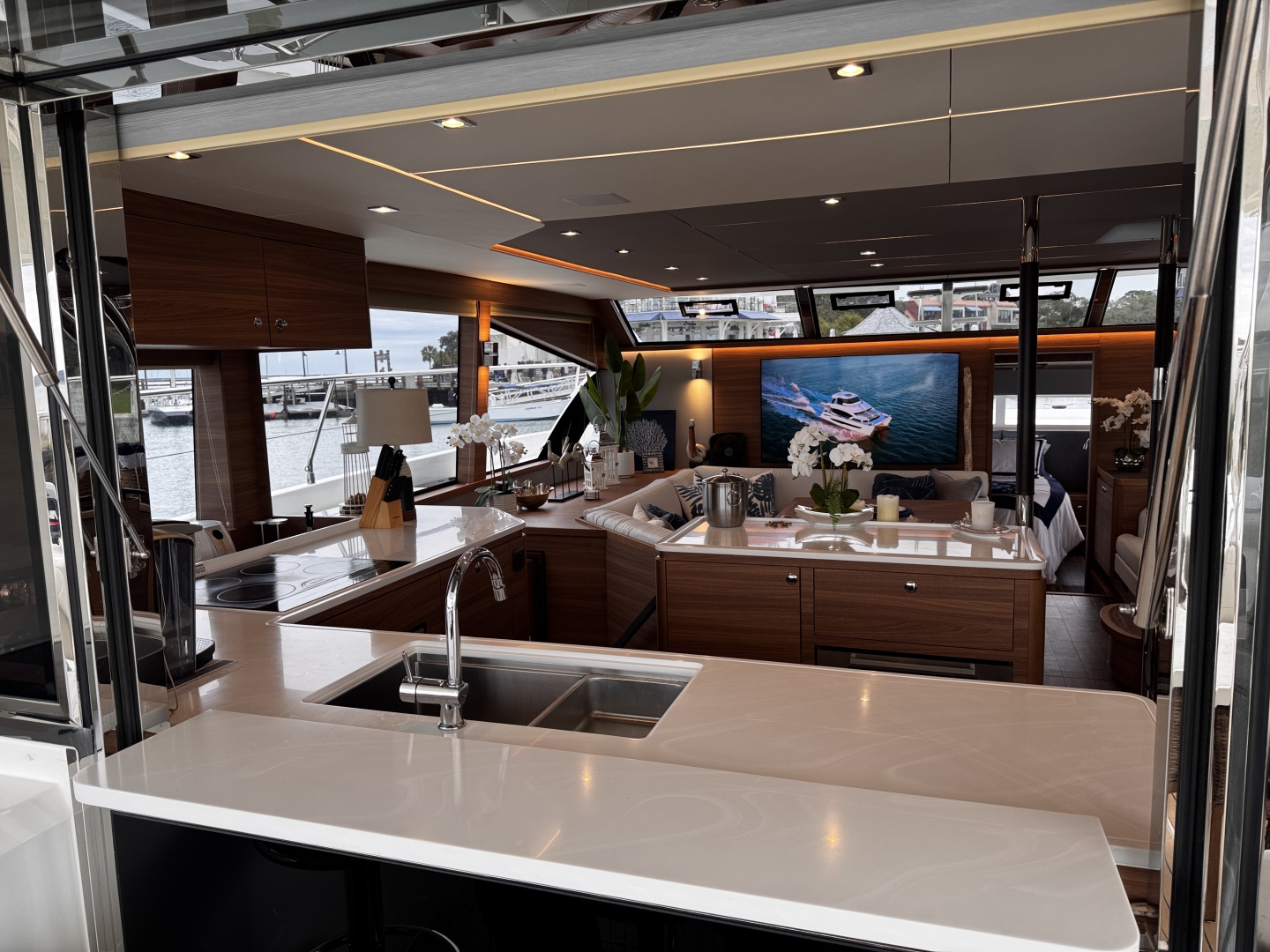 54ft Aquila Yacht For Sale