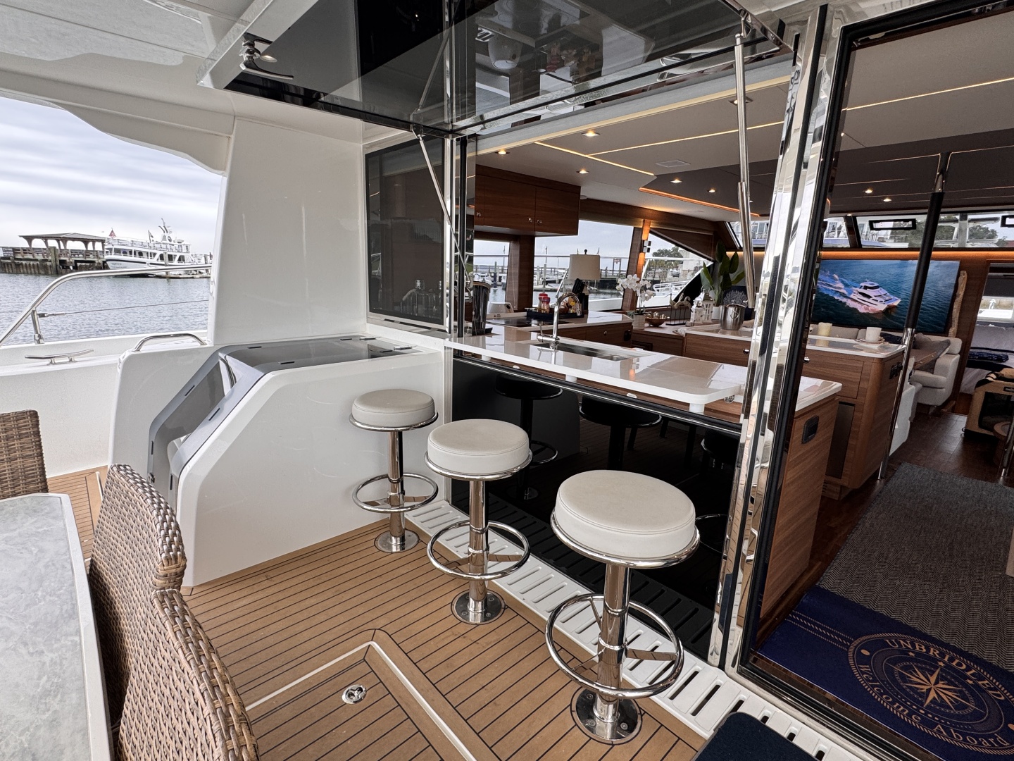 54ft Aquila Yacht For Sale