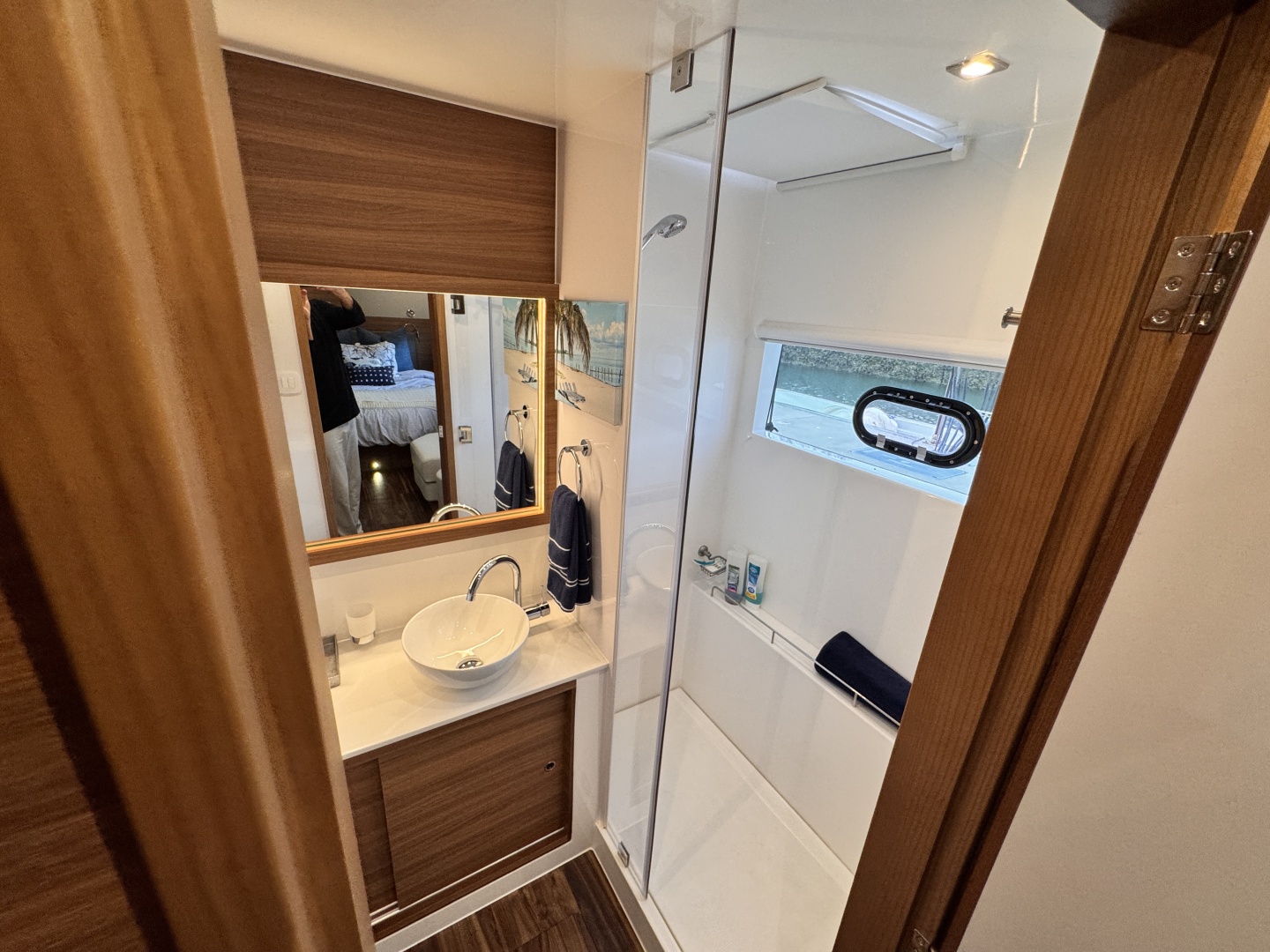 54ft Aquila Yacht For Sale