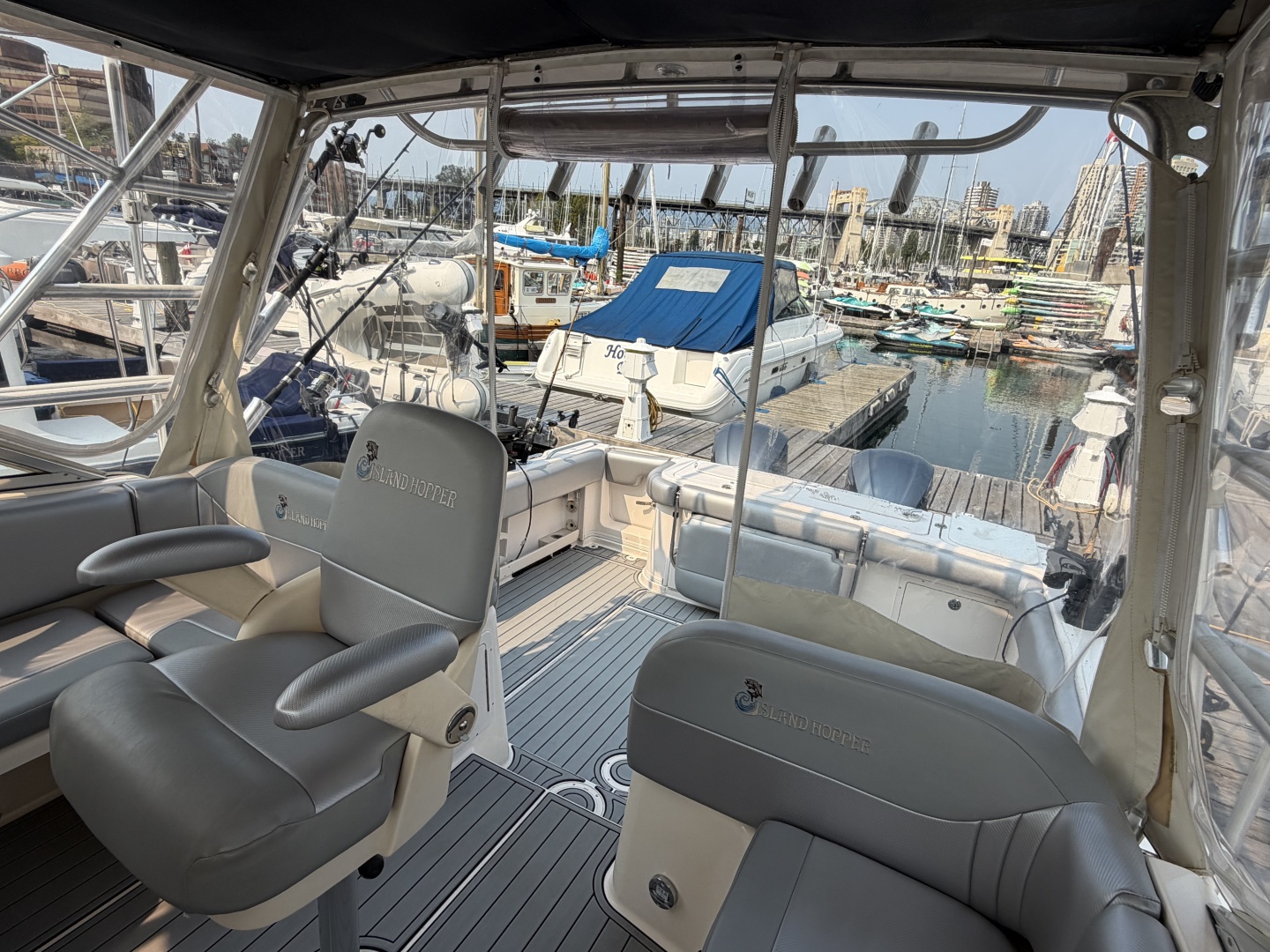 2004 Grady White Express 330 33ft Grady White Yacht For Sale