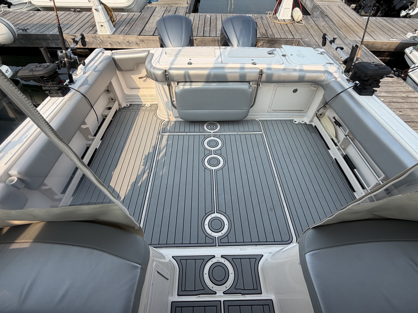 2004 Grady White Express 330 33ft Grady White Yacht For Sale