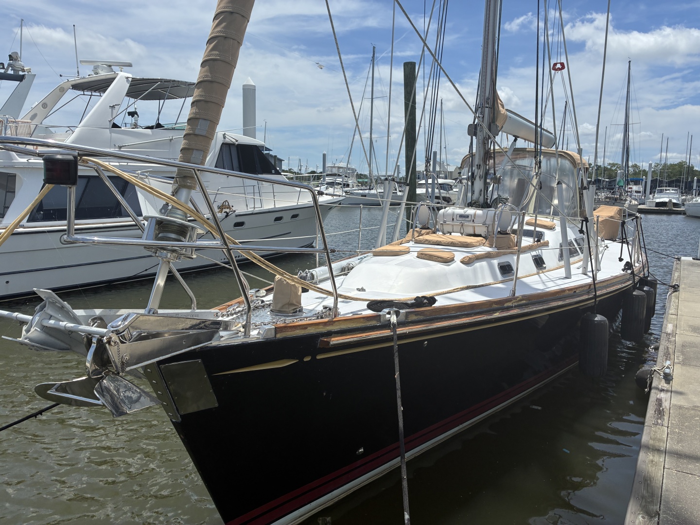Hawke 46ft Hylas Yacht For Sale