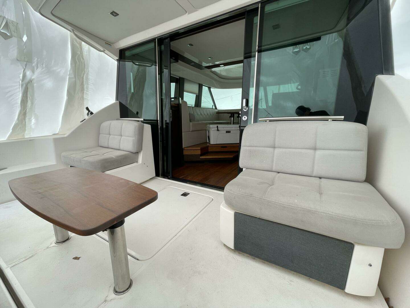 Tiara Yachts C44 Coupe Yacht For Sale