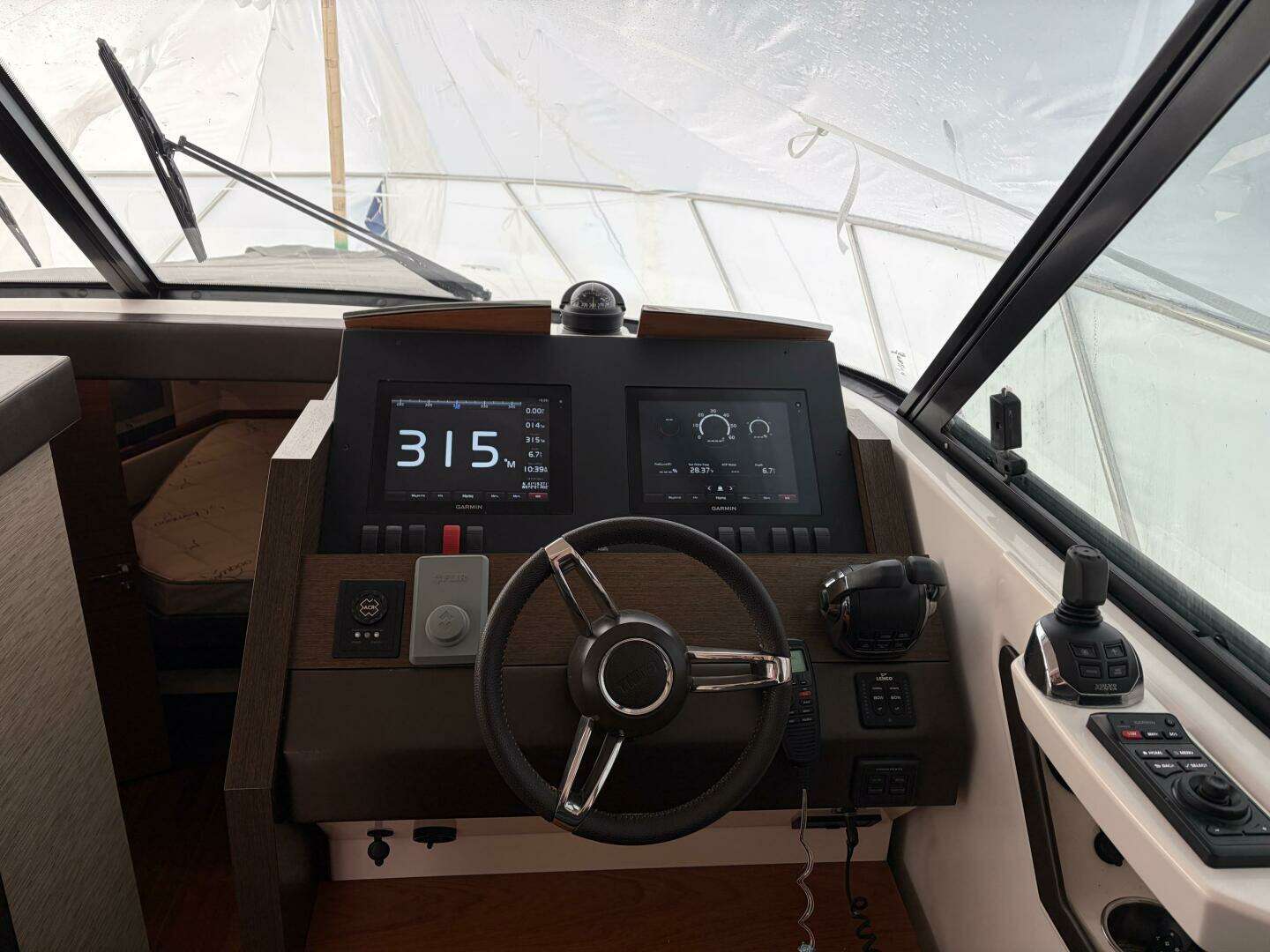 Tiara Yachts C44 Coupe Yacht For Sale