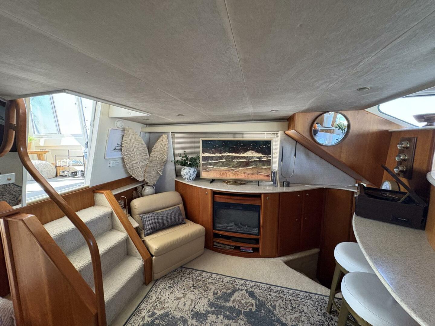 LOLA S ARK III 45ft Silverton Yacht For Sale