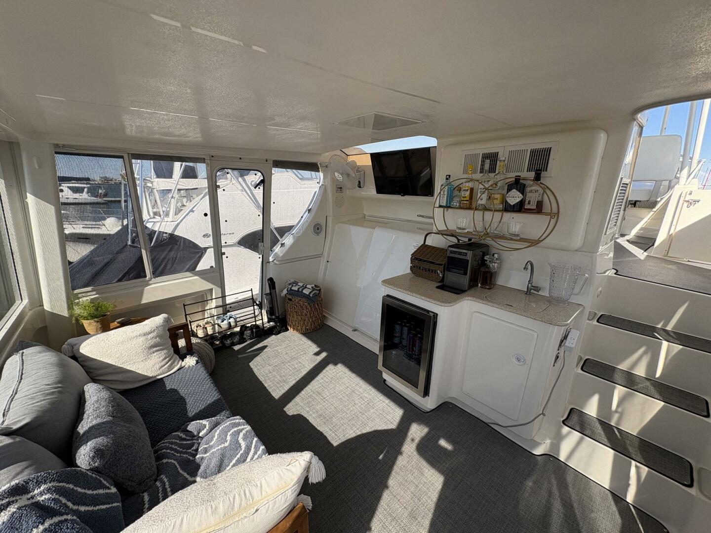 LOLA S ARK III 45ft Silverton Yacht For Sale