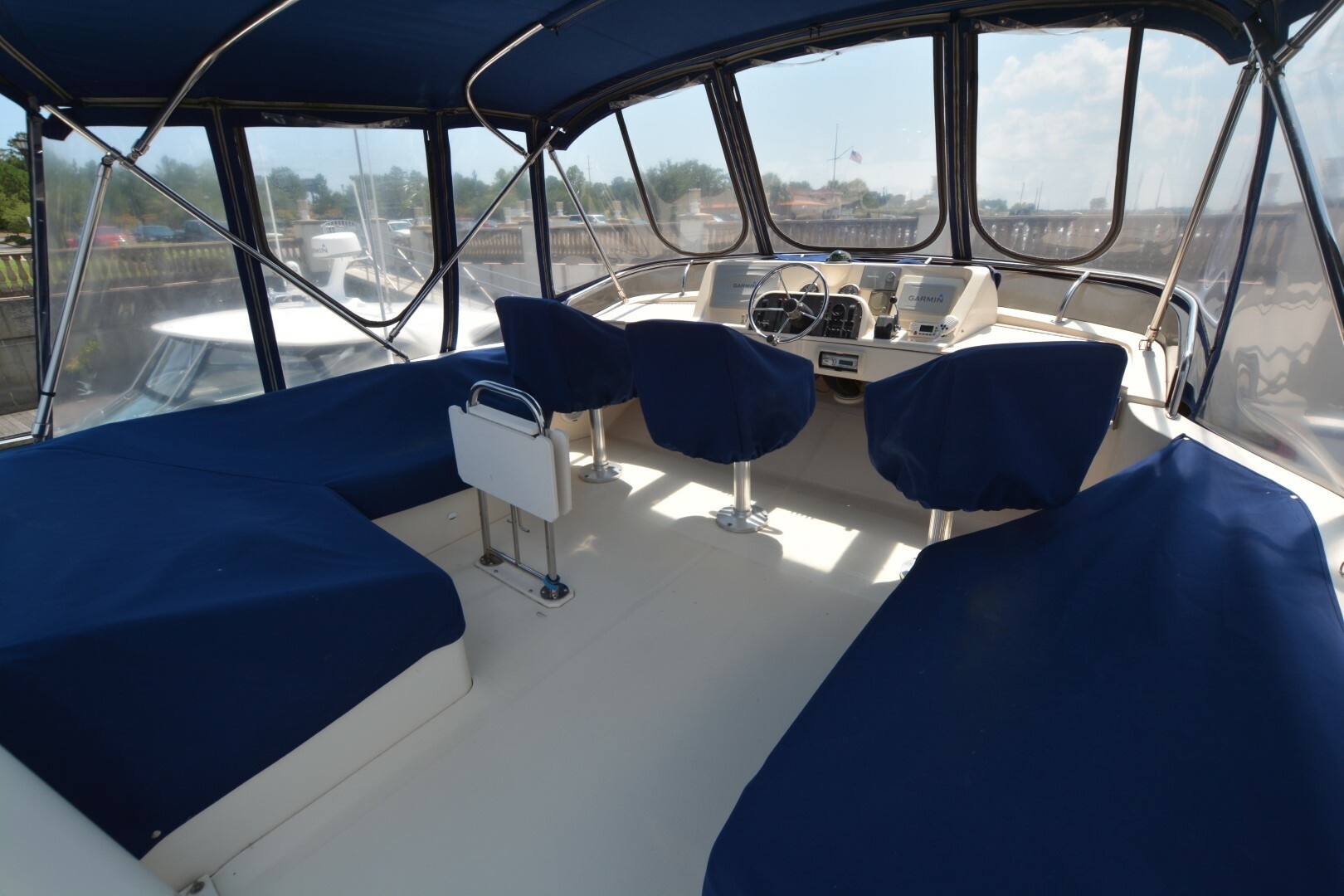 2005 Mainship 34 Trawler