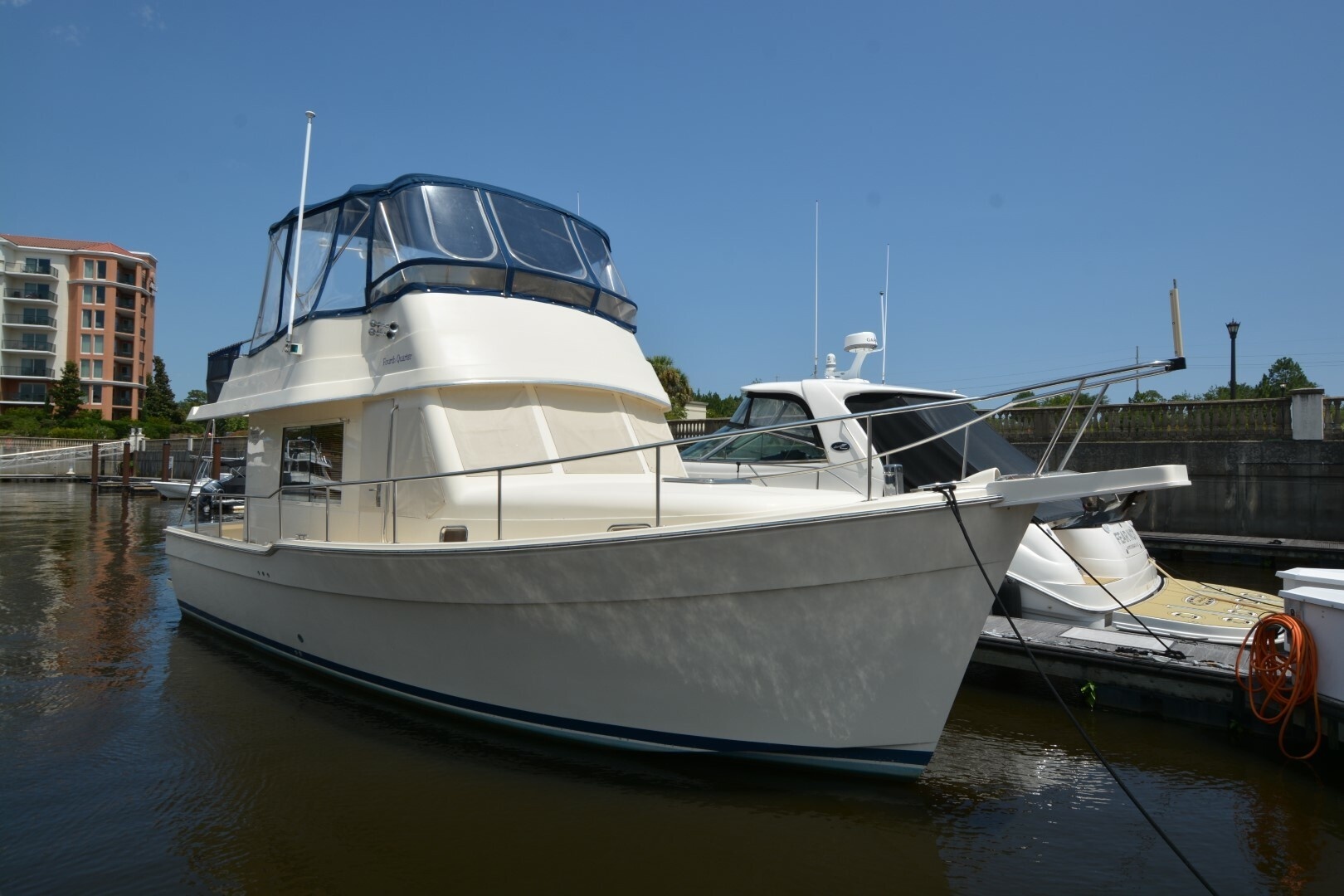 2005 Mainship 34 Trawler